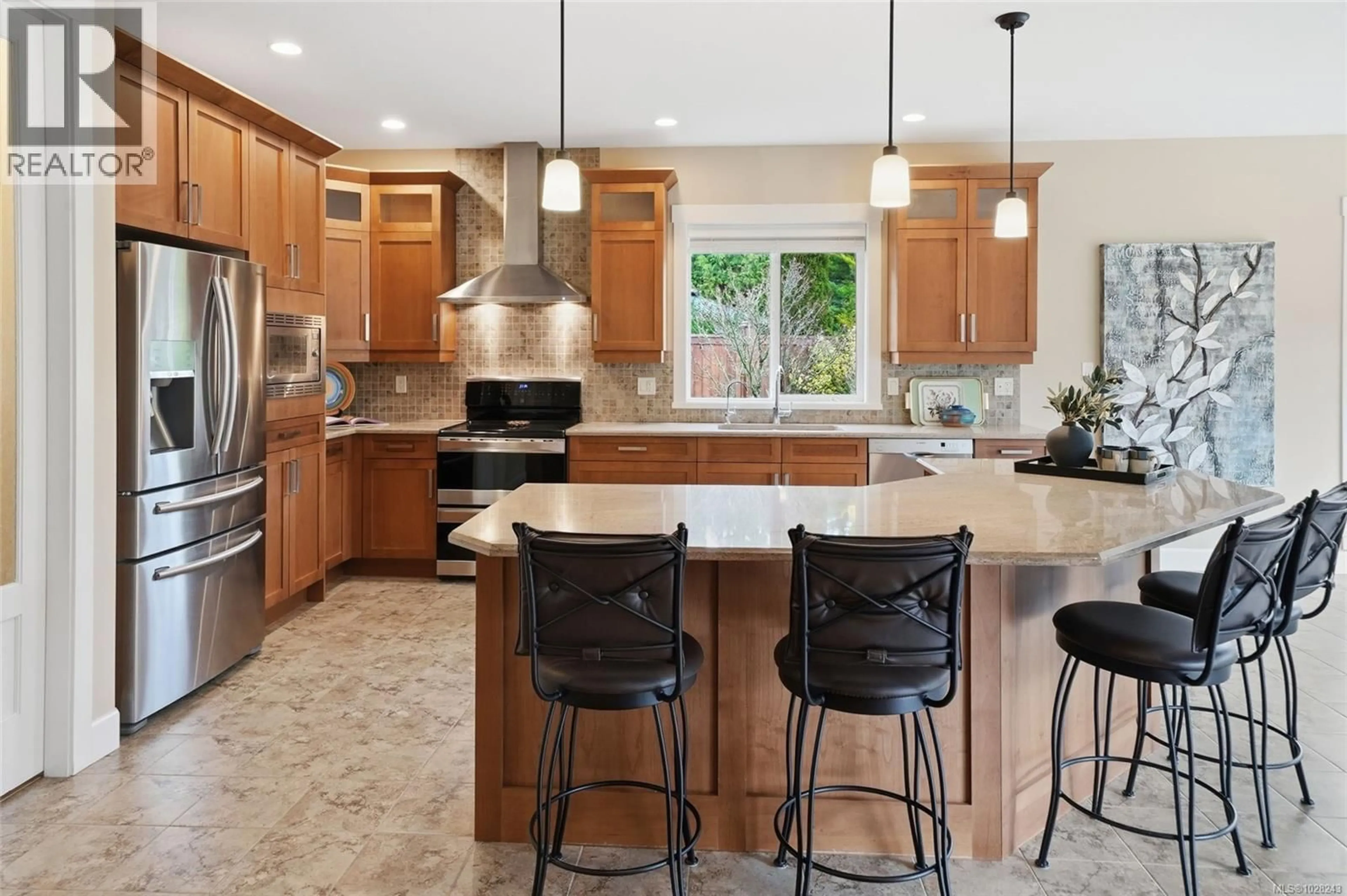 Contemporary kitchen, ceramic/tile floor for 976 WINDRIDGE PLACE, French Creek British Columbia V9P0B7