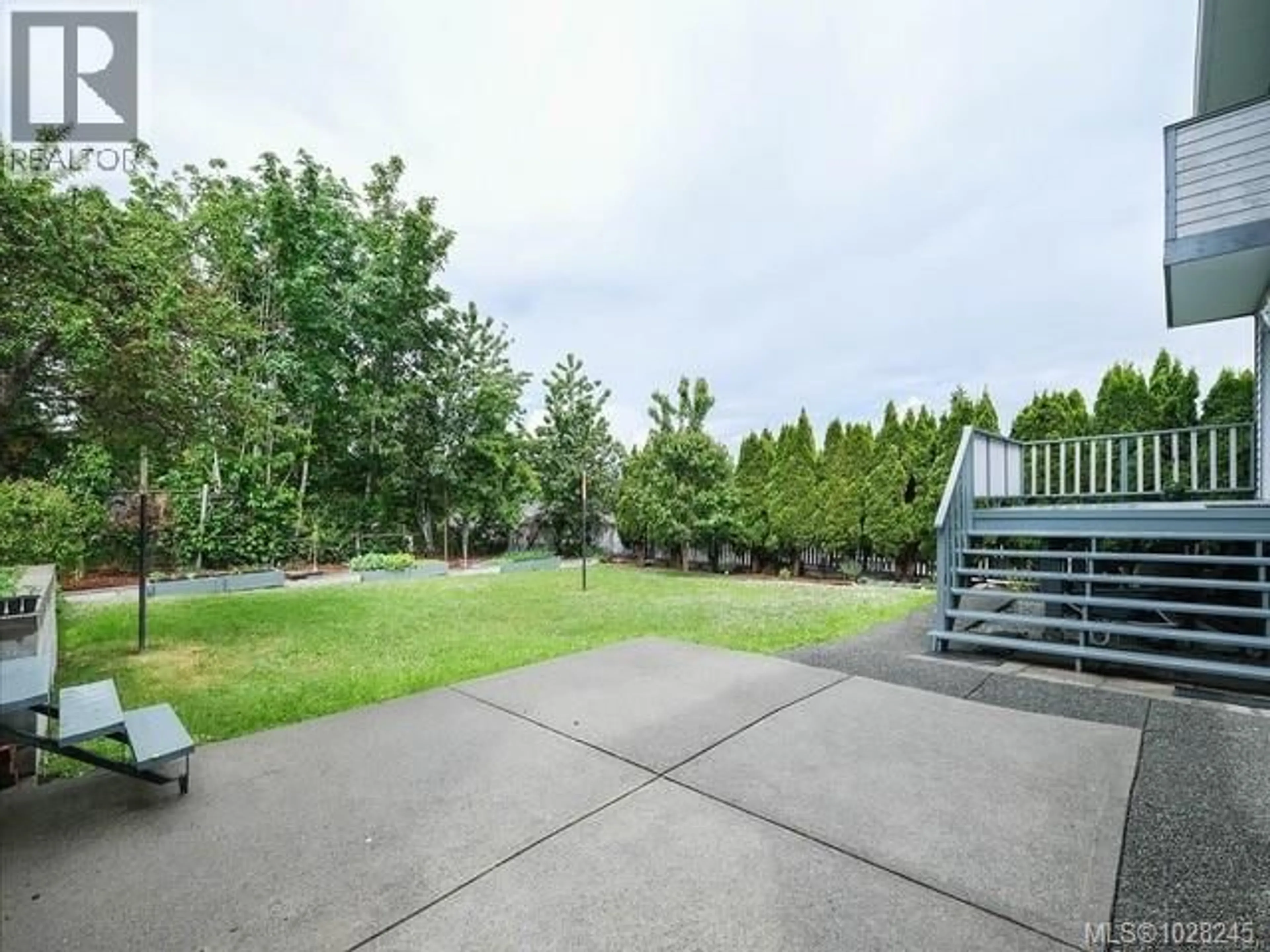 Patio, water/lake/river/ocean view for 6177 PALAHI PLACE, Duncan British Columbia V9L4Y6