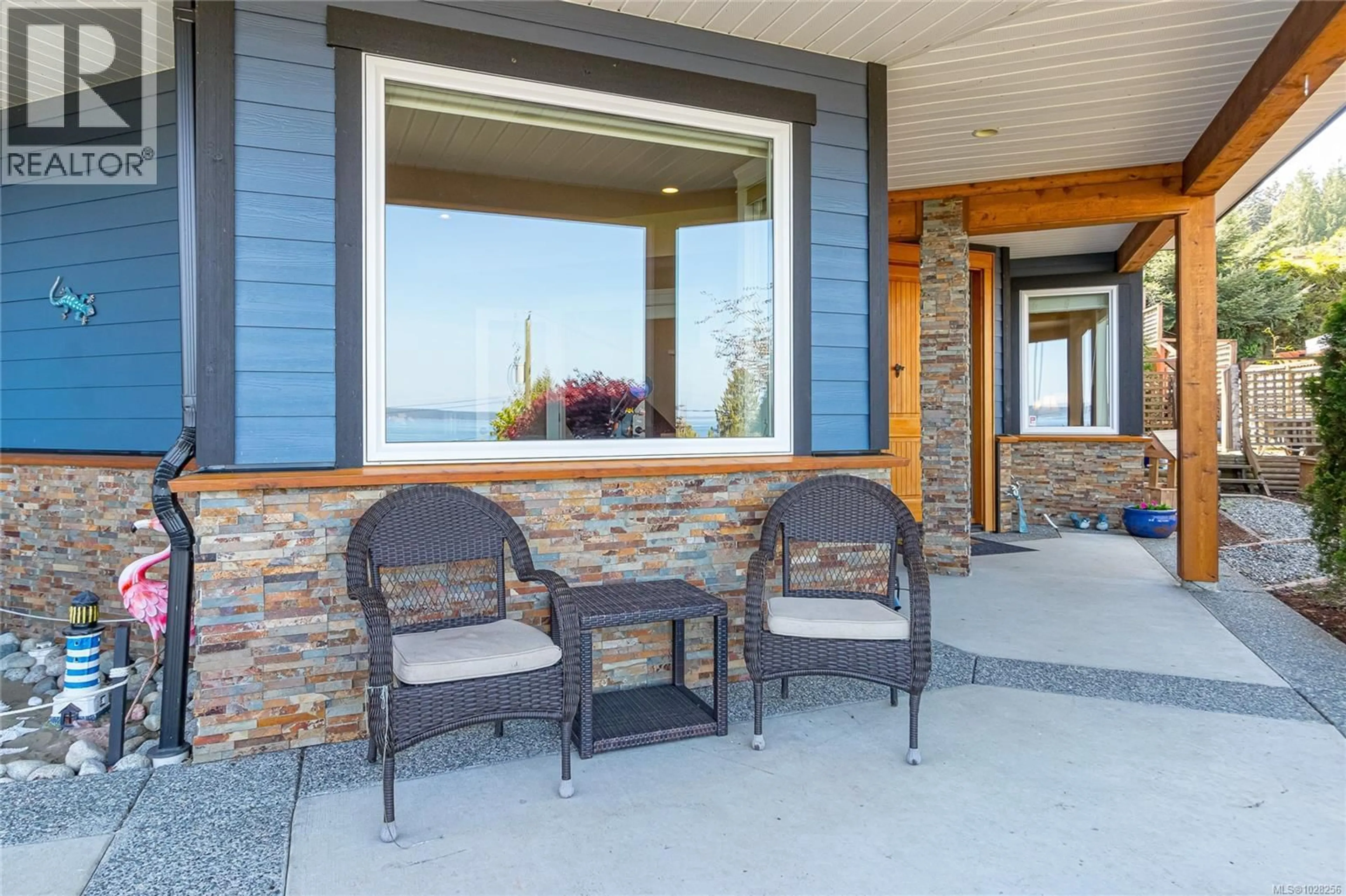 Patio, water/lake/river/ocean view for 3304 CHEMOY ROAD, Chemainus British Columbia V0R1K2