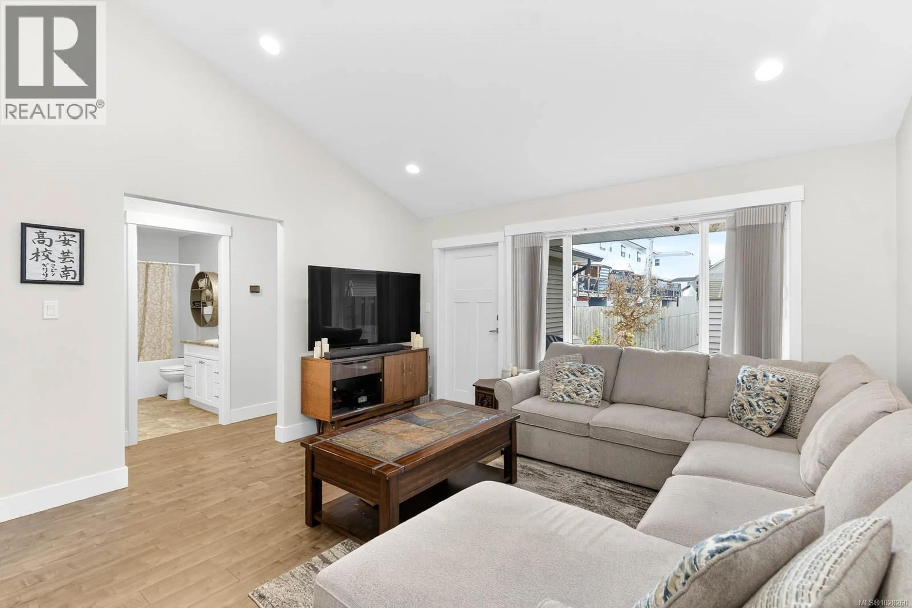 Living room with furniture, unknown for A - 4626 MAITLAND STREET, Port Alberni British Columbia V9Y7R4