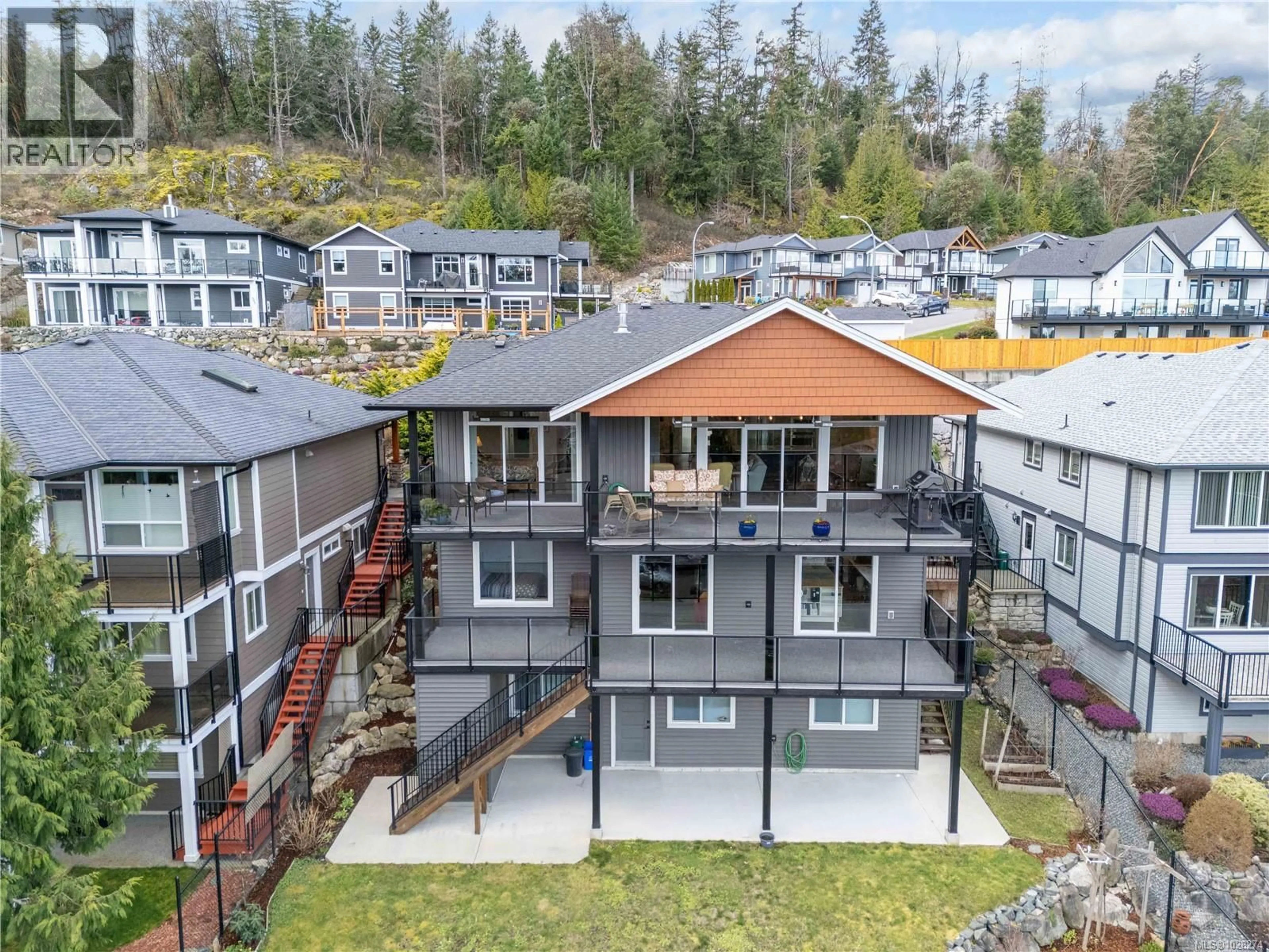 A pic from outside/outdoor area/front of a property/back of a property/a pic from drone, unknown for 916 HANINGTON ROAD, Ladysmith British Columbia V9G0A4