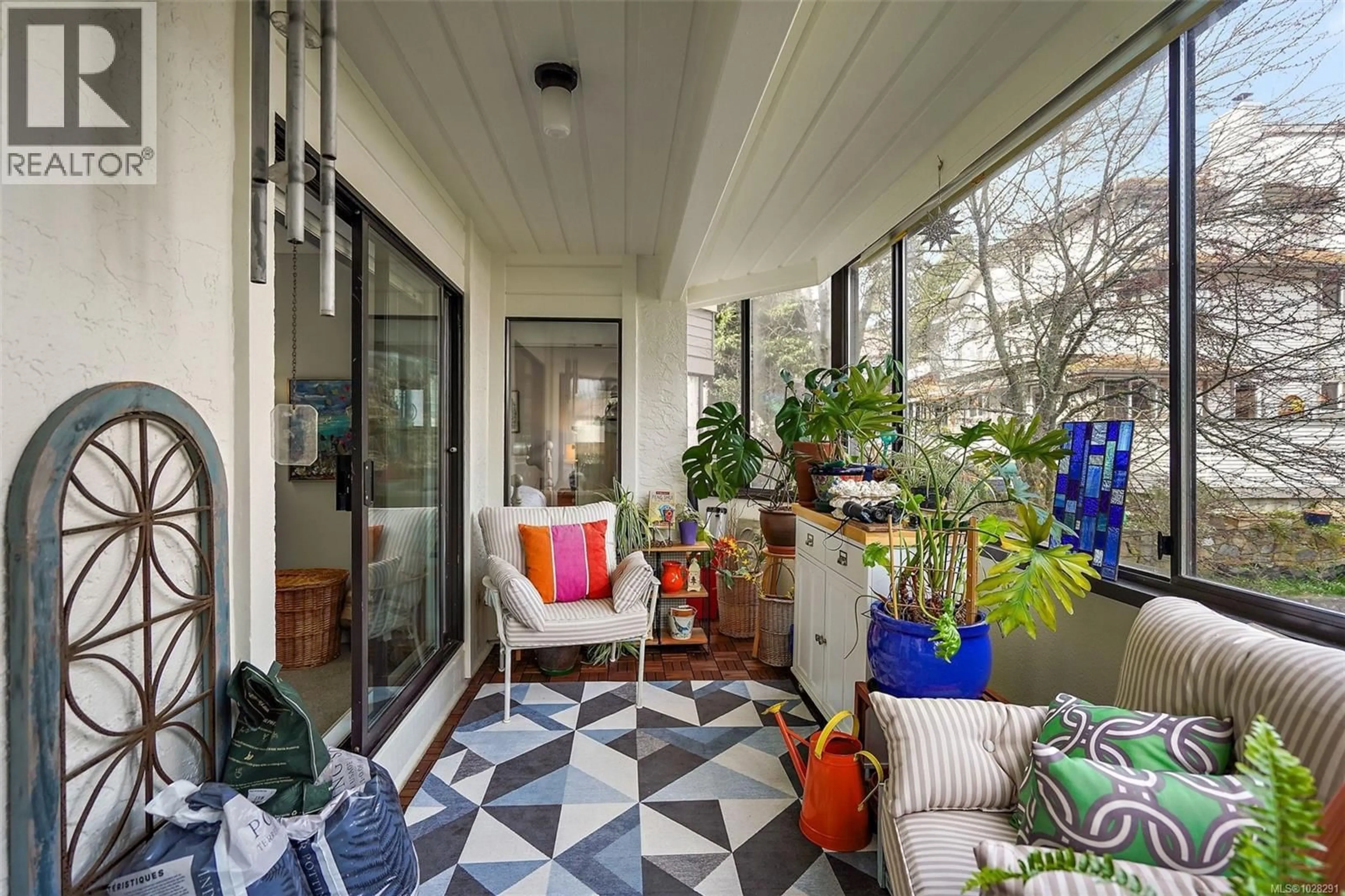 Patio, street for 204 - 1252 PANDORA AVENUE, Victoria British Columbia V8V3R4