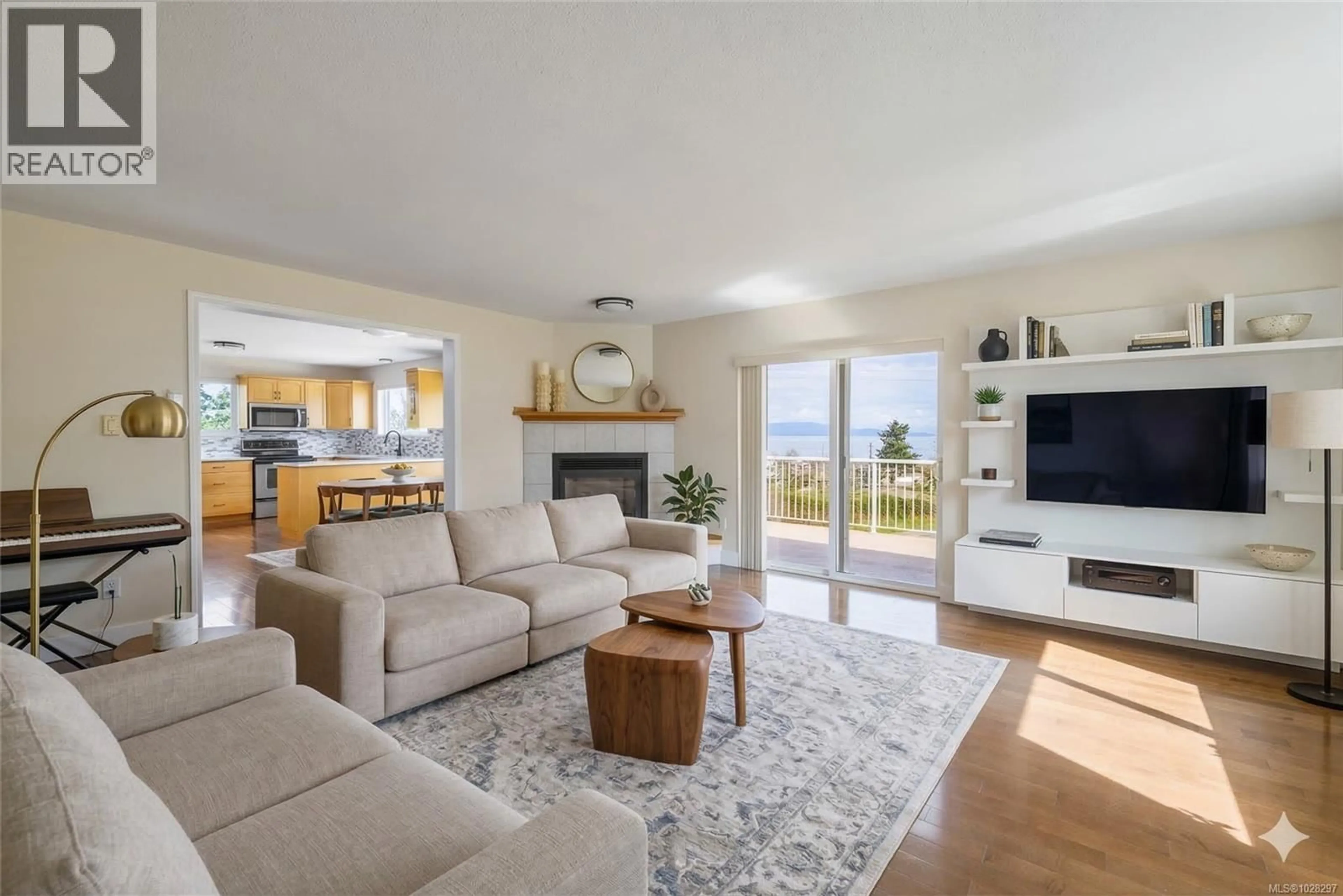 Living room with furniture, unknown for 3021 RAYMUR PLACE, Qualicum Beach British Columbia V9K2N9