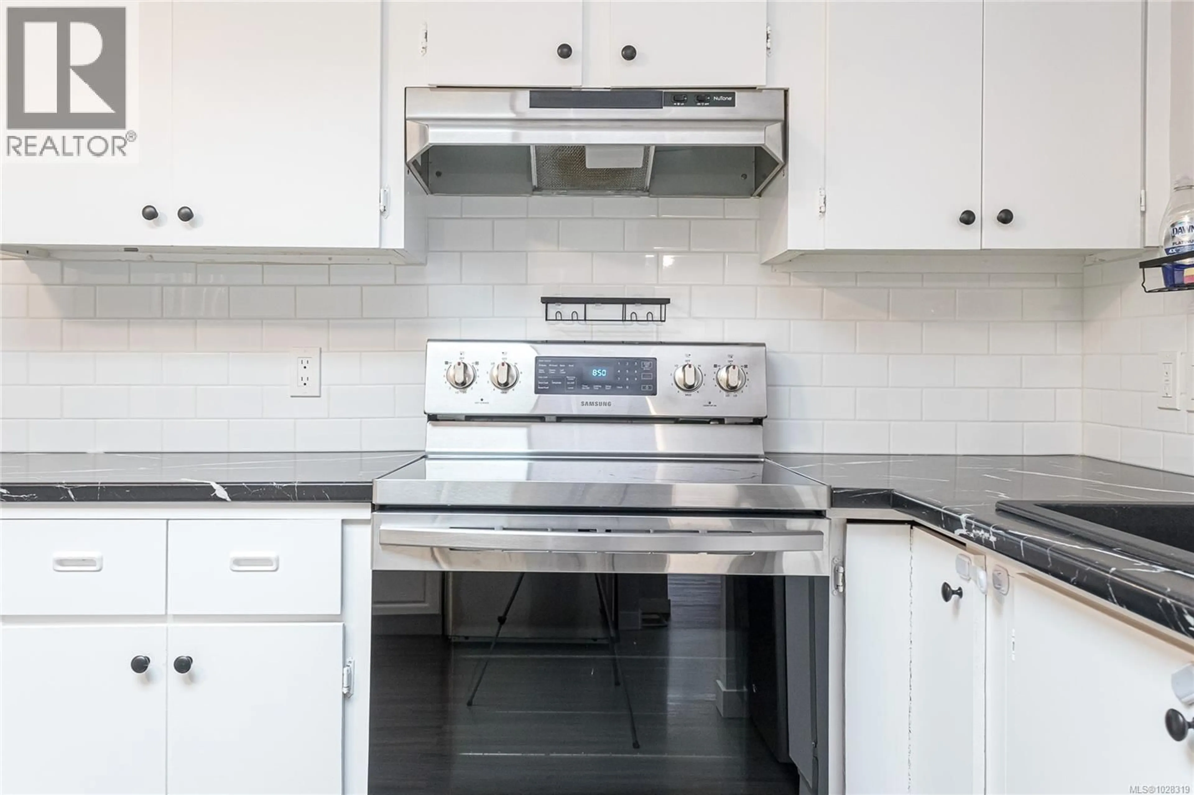 Standard kitchen, unknown for 46 - 2785 WALLBANK ROAD, Shawnigan Lake British Columbia V0R2W0