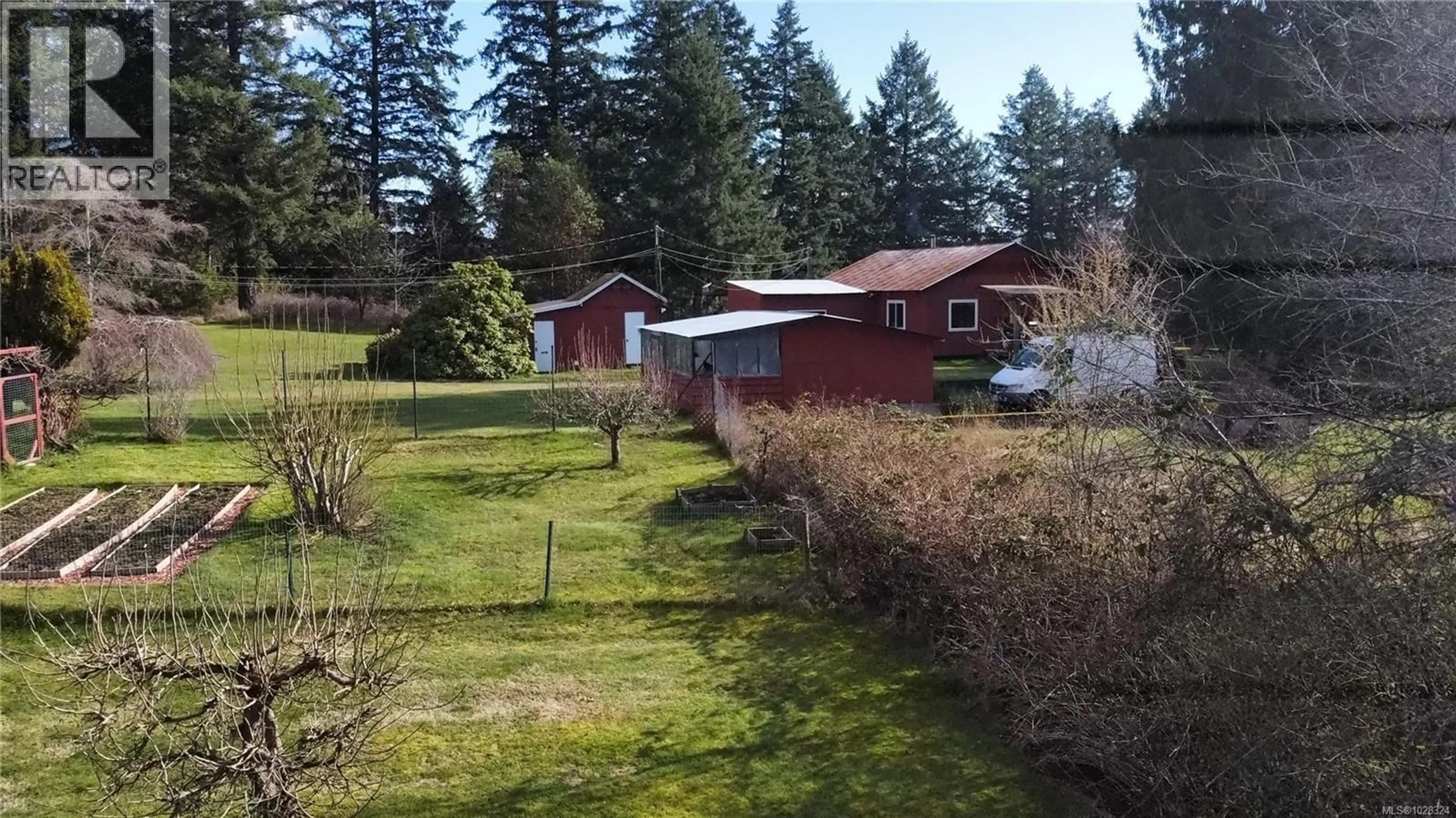 A pic from outside/outdoor area/front of a property/back of a property/a pic from drone, unknown for 6883 WESTCOTT ROAD, Duncan British Columbia V9L6A4