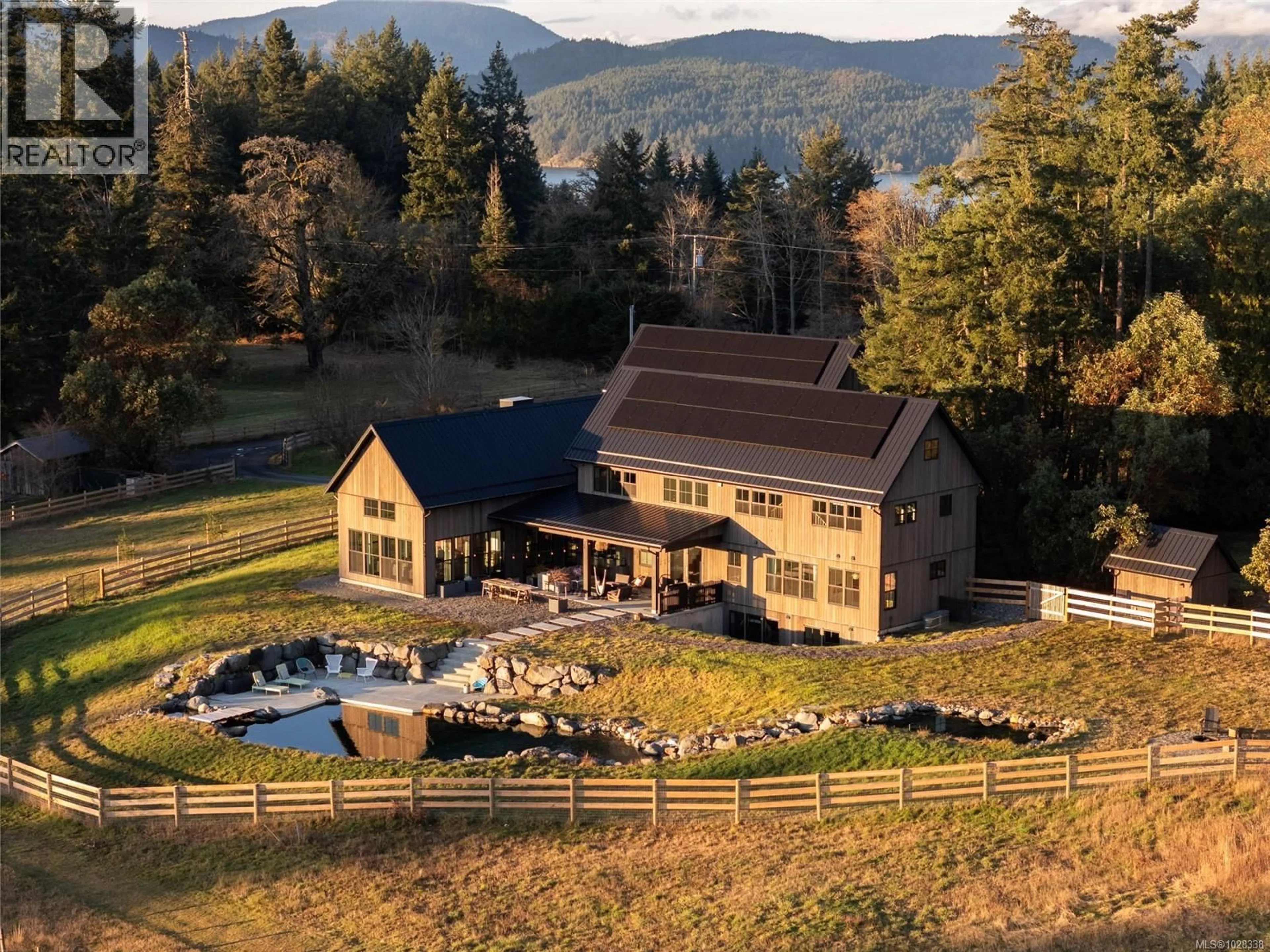 A pic from outside/outdoor area/front of a property/back of a property/a pic from drone, mountain view for 1210 CHERRY POINT ROAD, Cobble Hill British Columbia V0R1N2