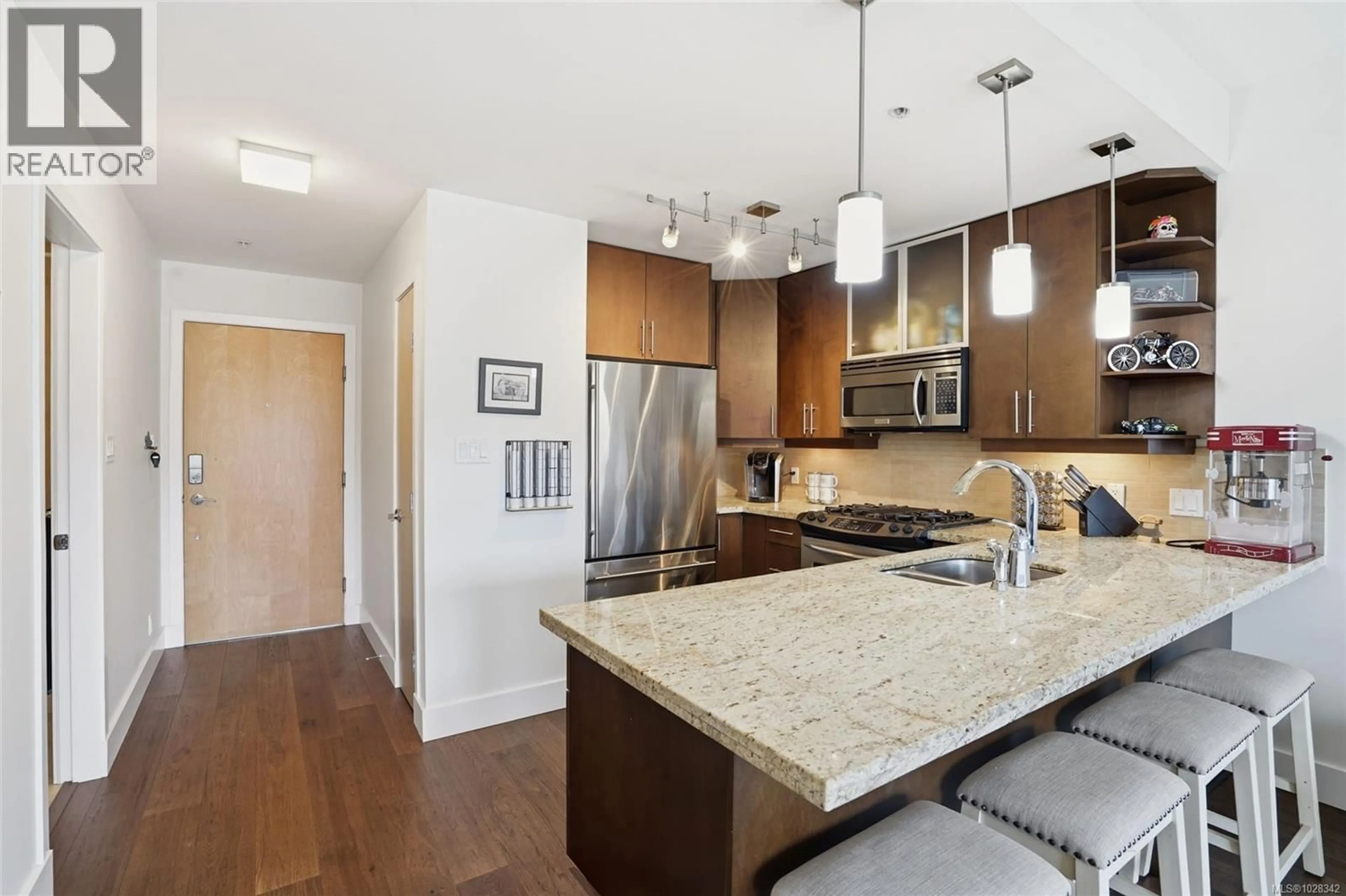 Open concept kitchen, unknown for 305 - 194 BEACHSIDE DRIVE, Parksville British Columbia V9P0B1