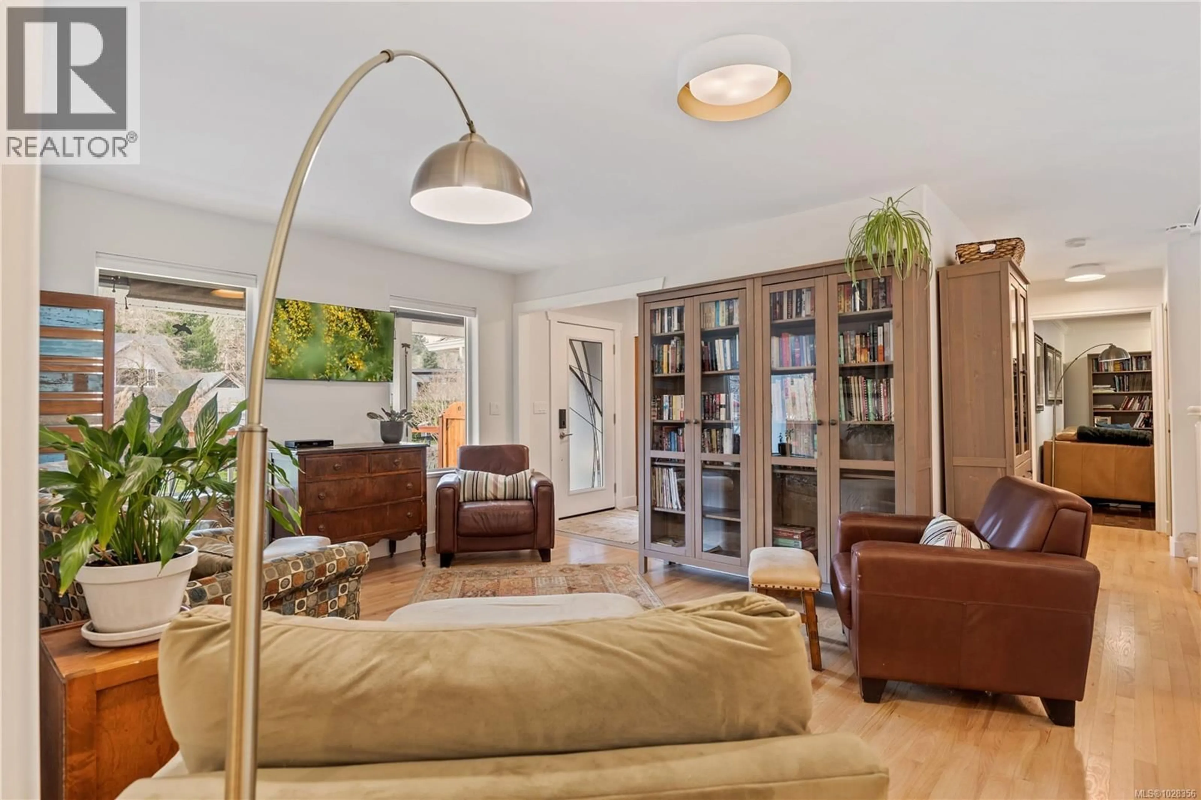 Living room with furniture, unknown for 8800 CLARKSON AVENUE, Black Creek British Columbia V9J1A7