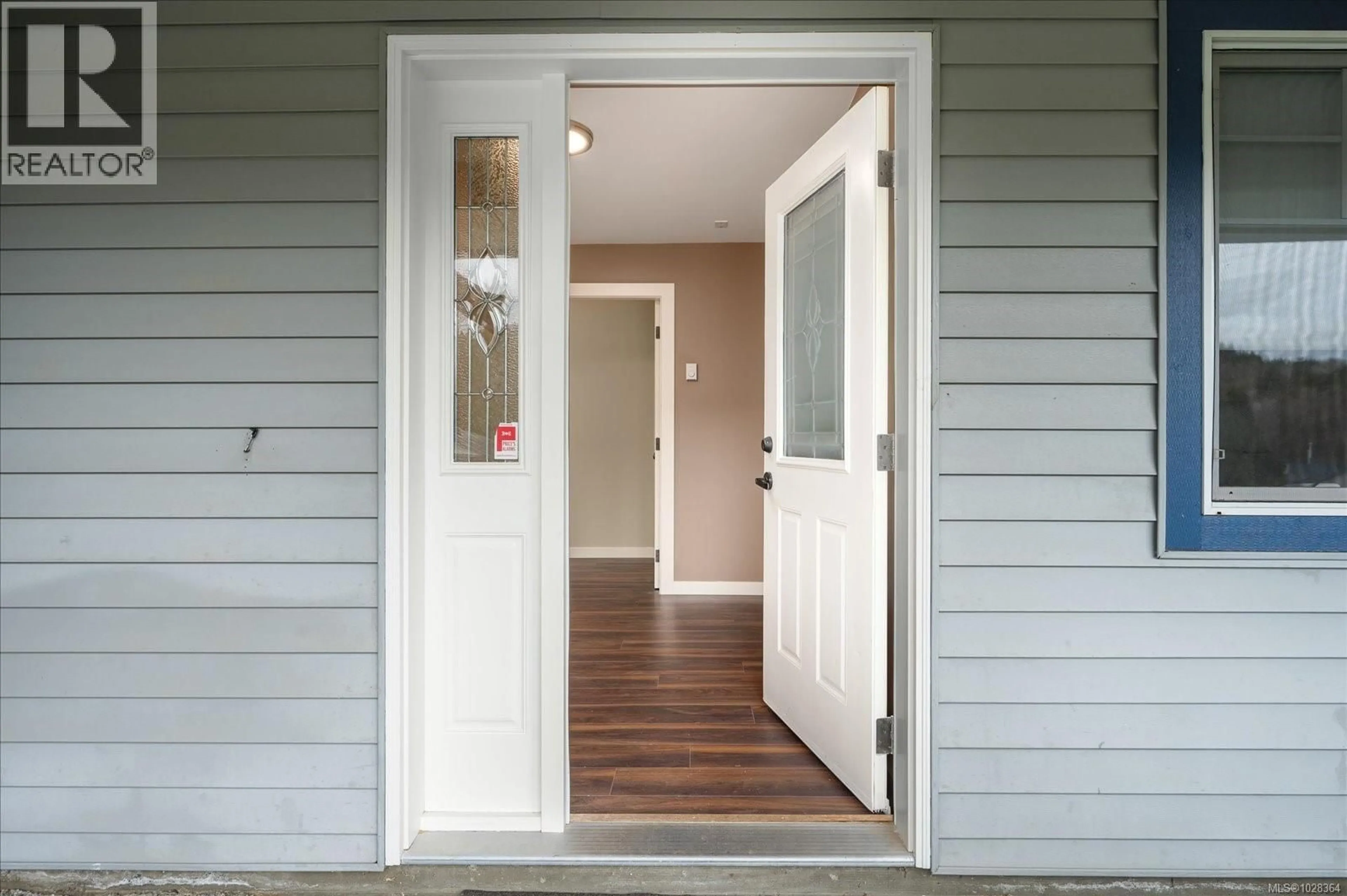 Indoor entryway for 74 RANCHVIEW DRIVE, Nanaimo British Columbia V9X1C8