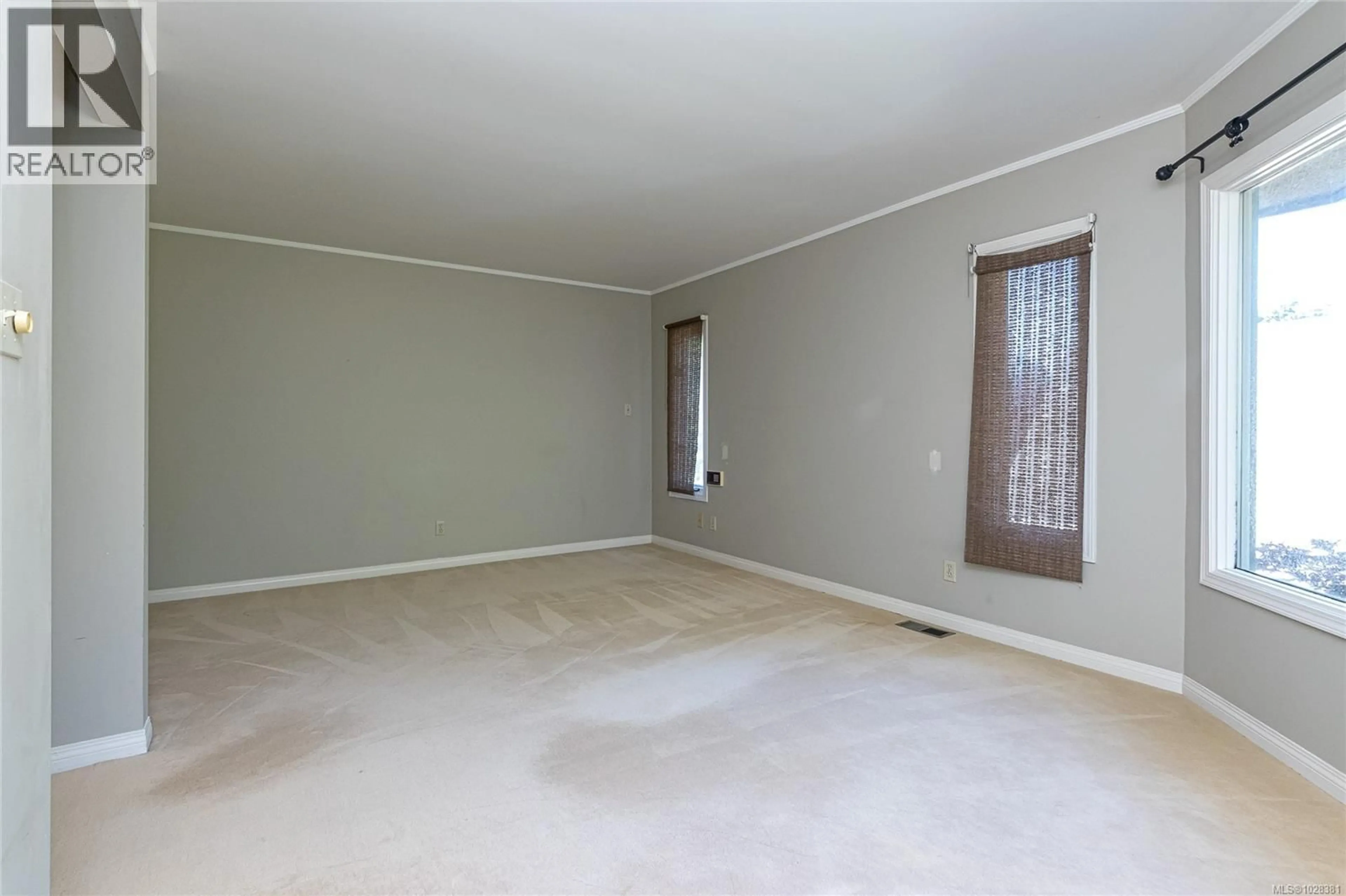 A pic of a room for 3910 GIBSON COURT, Saanich British Columbia V8N6E2