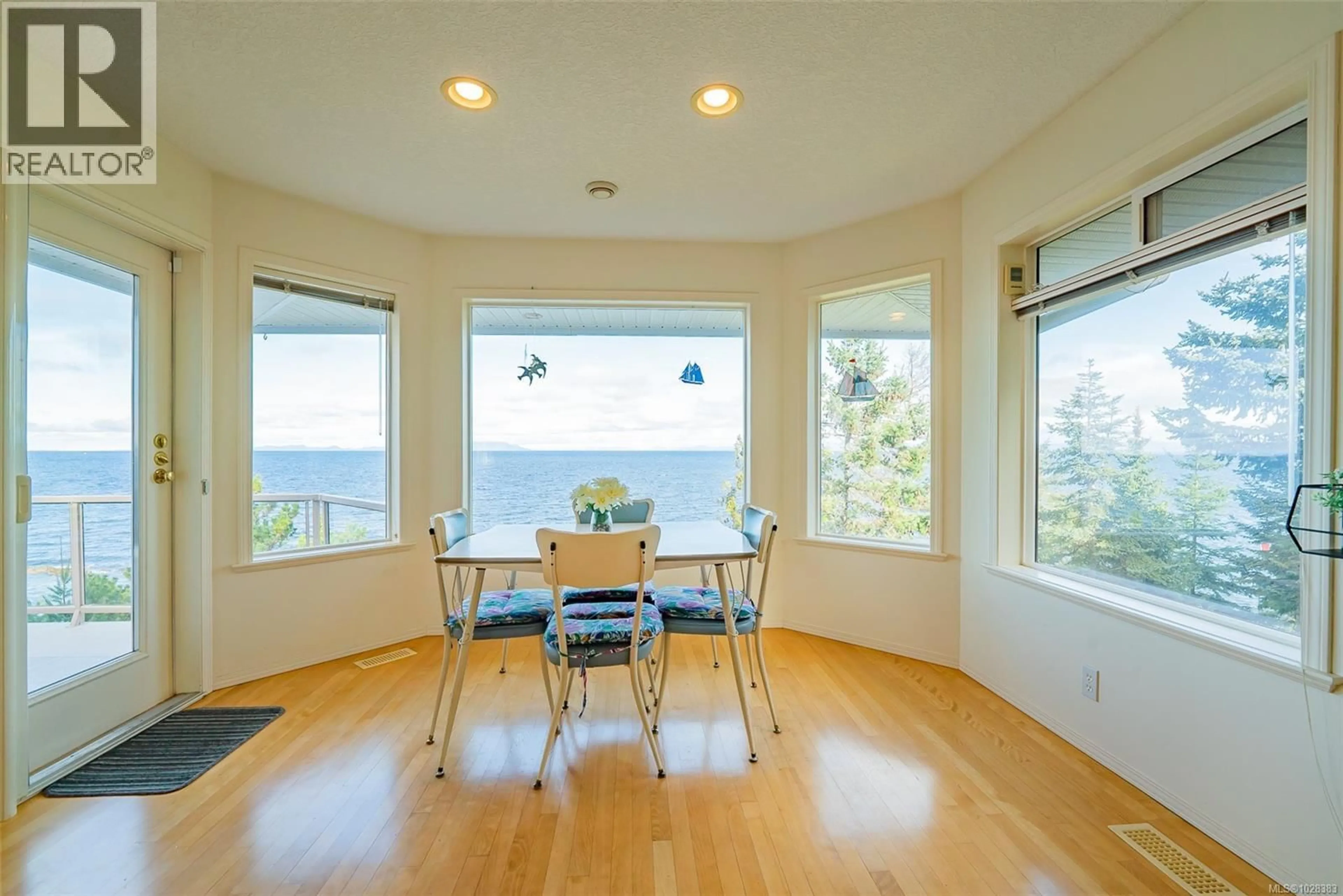 Unknown for 4954 FILLINGER CRESCENT, Nanaimo British Columbia V9V1H9