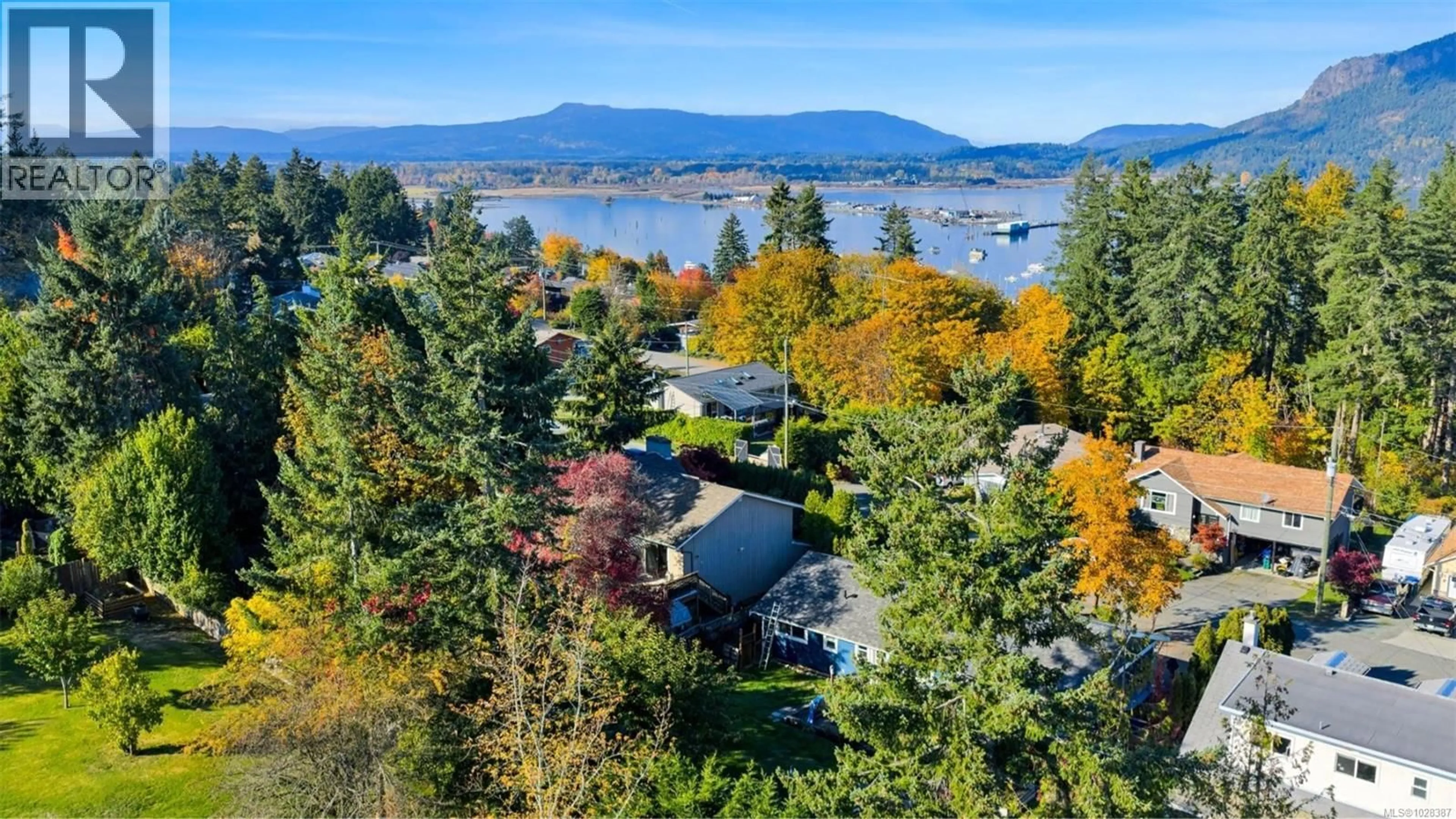 A pic from outside/outdoor area/front of a property/back of a property/a pic from drone, water/lake/river/ocean view for 1670 AUSTIN PLACE, Cowichan Bay British Columbia V0R1N1