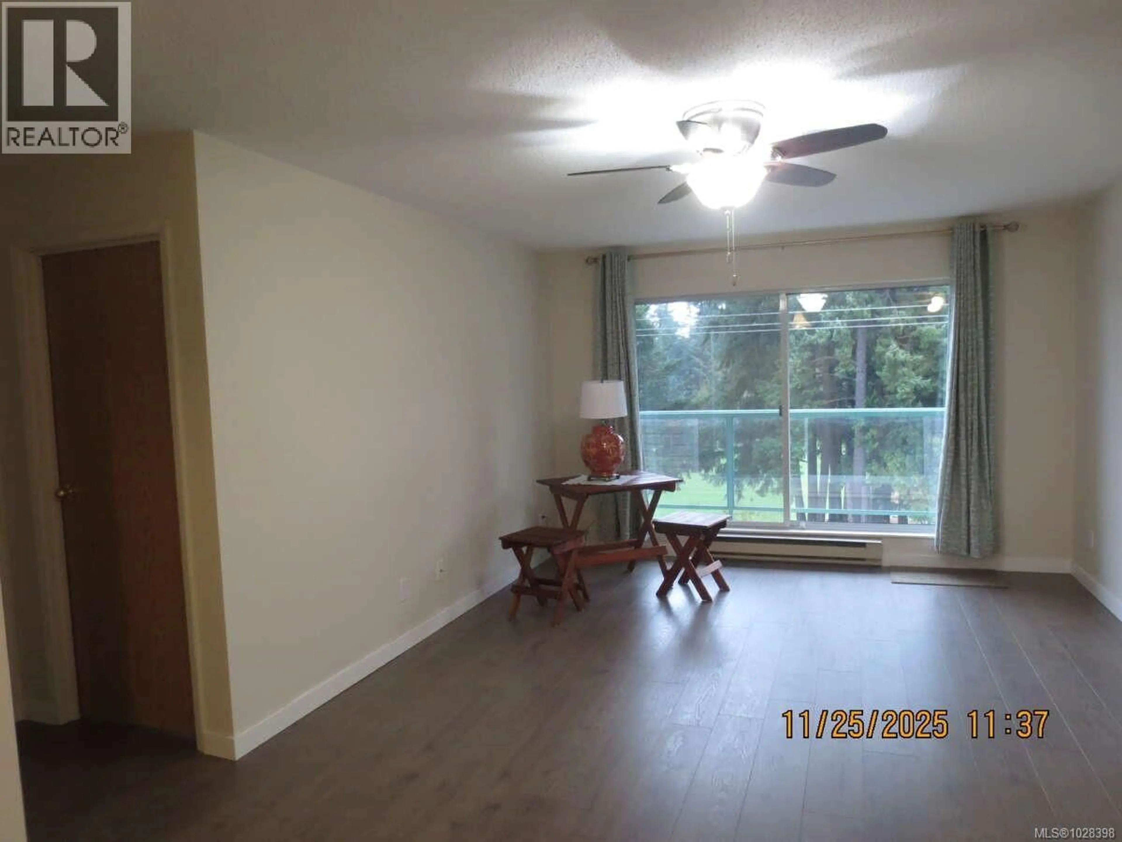 A pic of a room for 410 - 6715 DOVER ROAD, Nanaimo British Columbia V9V1L9