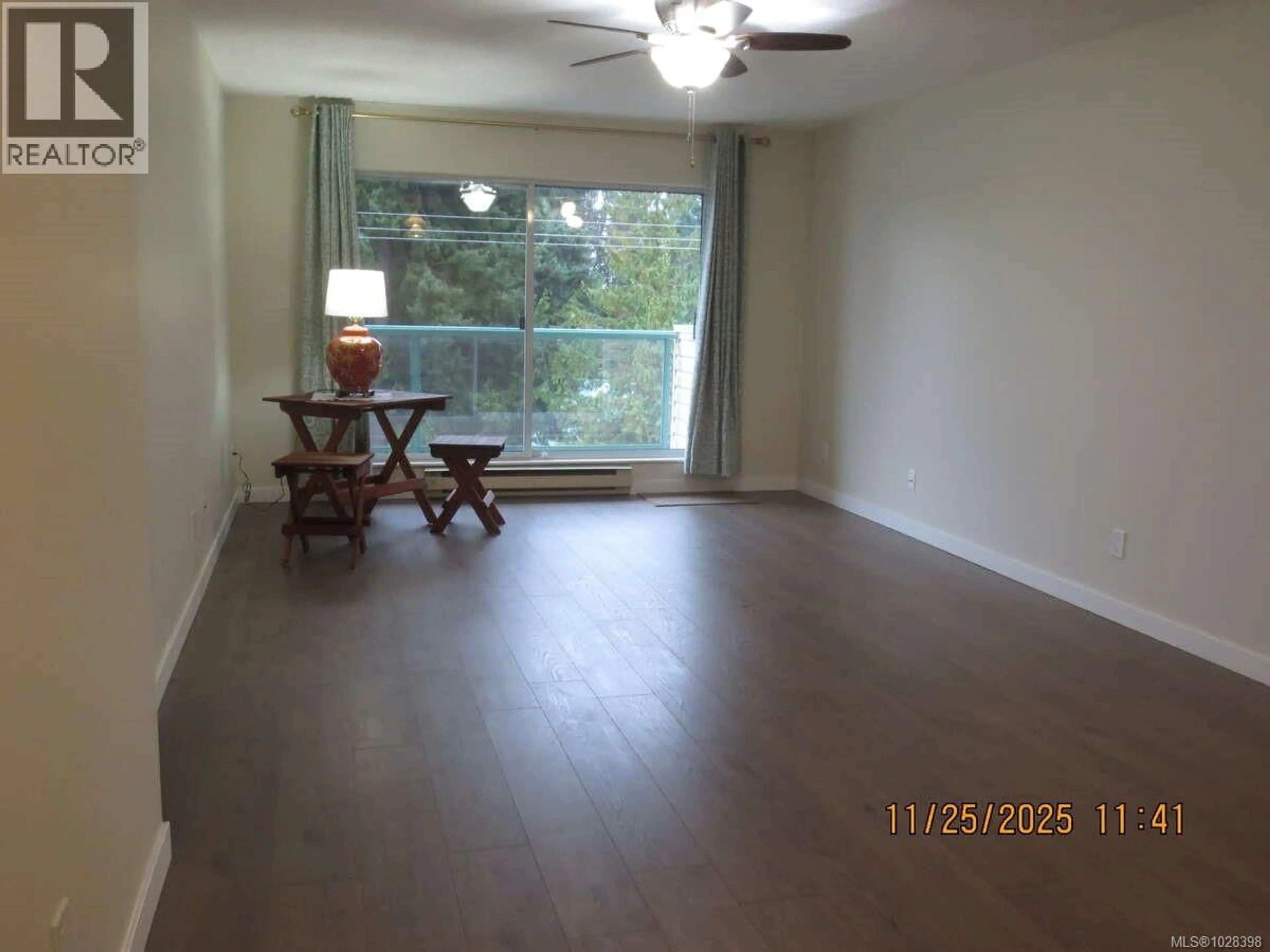 A pic of a room for 410 - 6715 DOVER ROAD, Nanaimo British Columbia V9V1L9