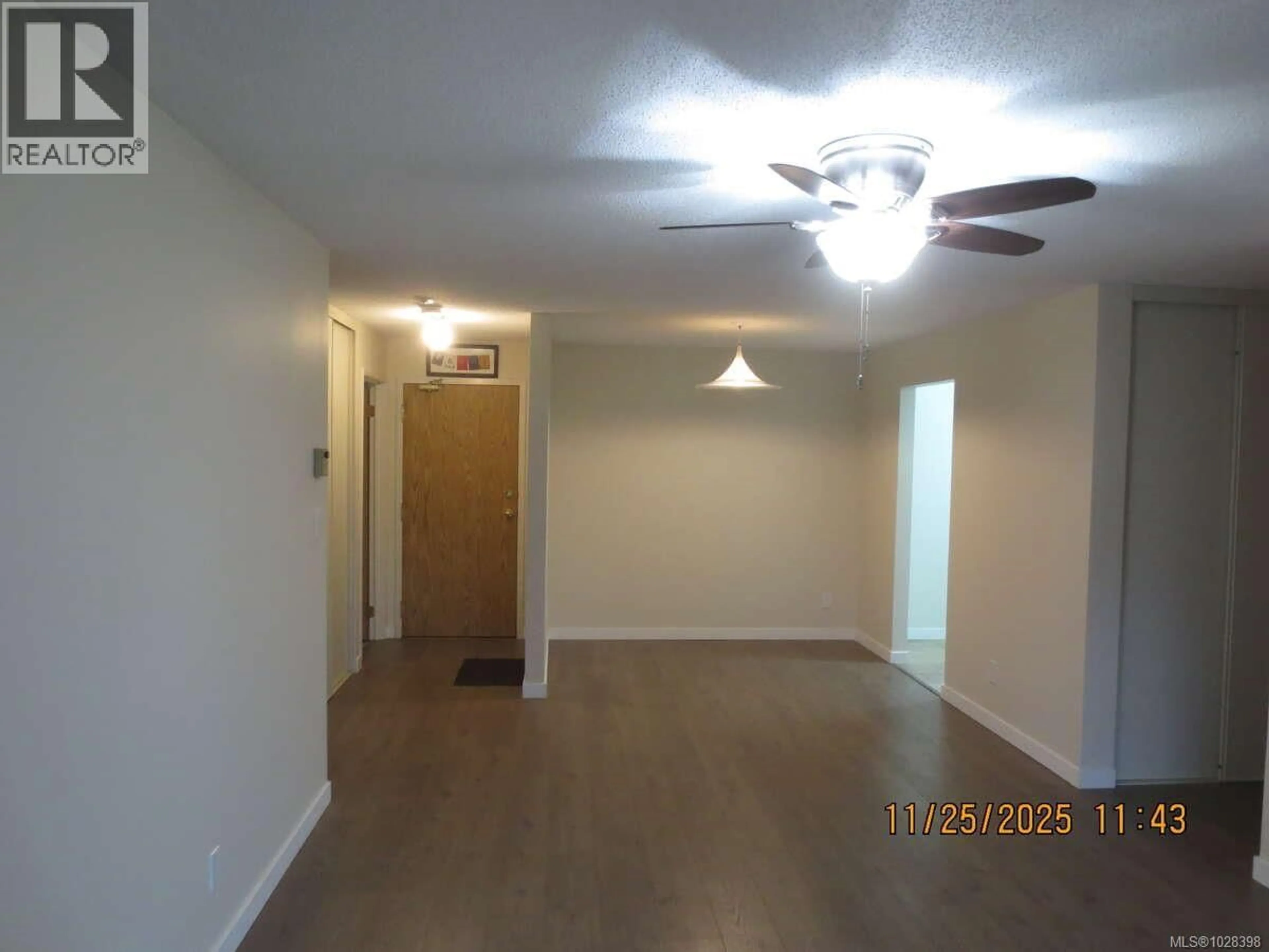 A pic of a room for 410 - 6715 DOVER ROAD, Nanaimo British Columbia V9V1L9