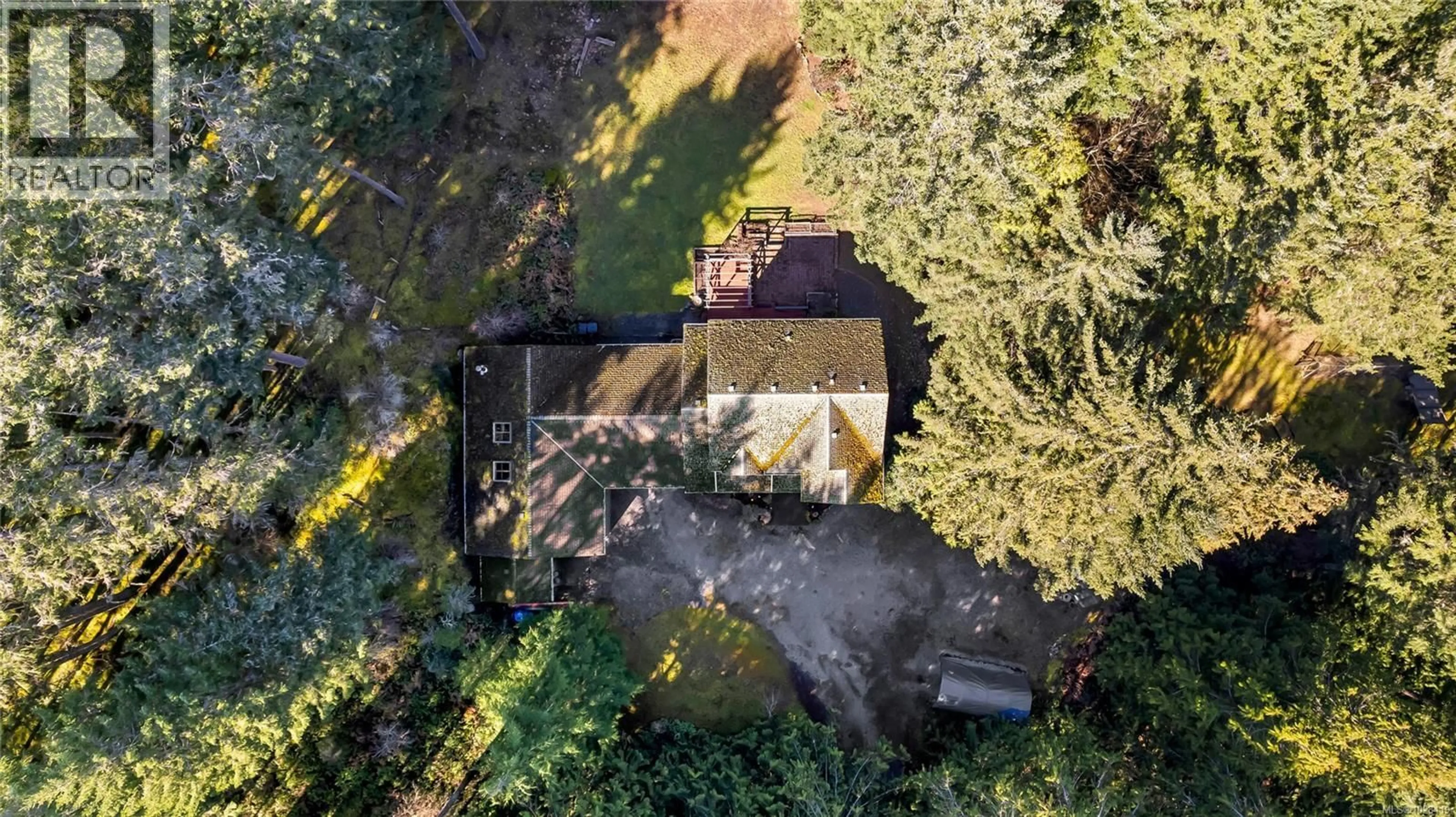 A pic from outside/outdoor area/front of a property/back of a property/a pic from drone, unknown for 1850 LAKEWOOD ROAD, Shawnigan Lake British Columbia V0R2W0