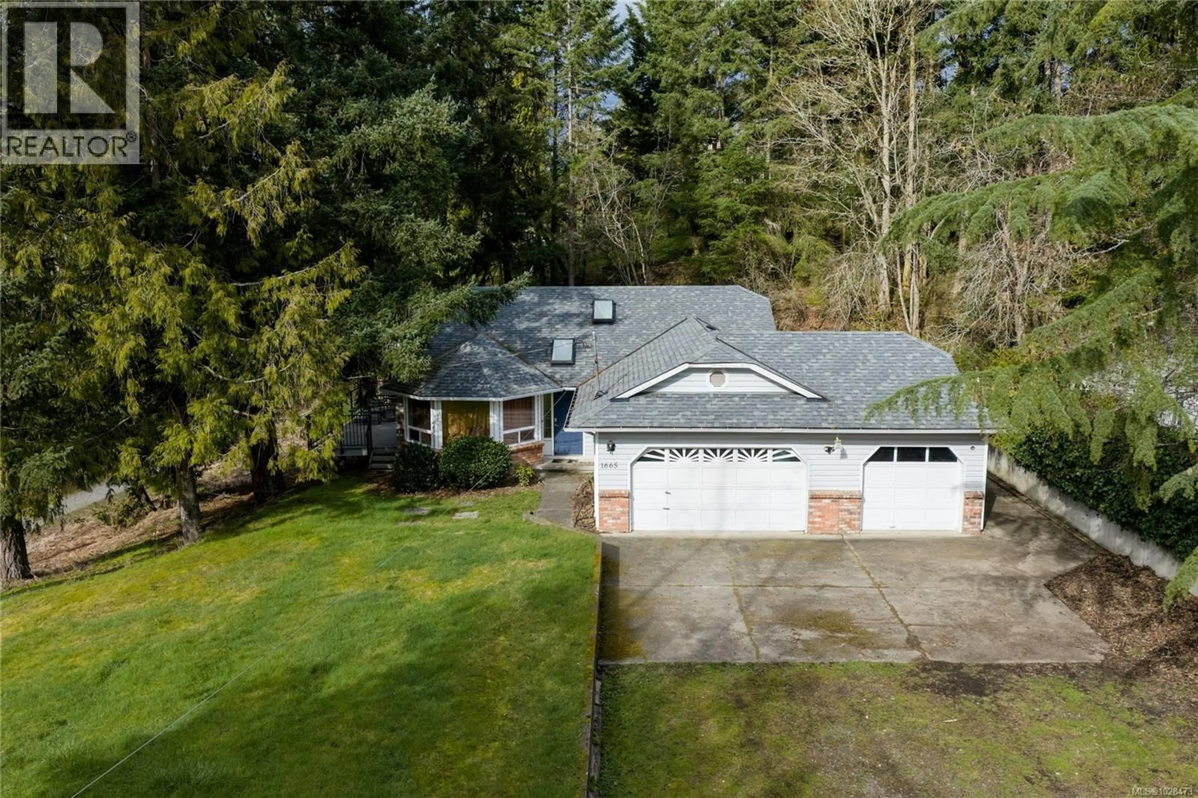 A pic from outside/outdoor area/front of a property/back of a property/a pic from drone, unknown for 1665 NORTHWEST BAY ROAD, Nanoose Bay British Columbia V9P9C4