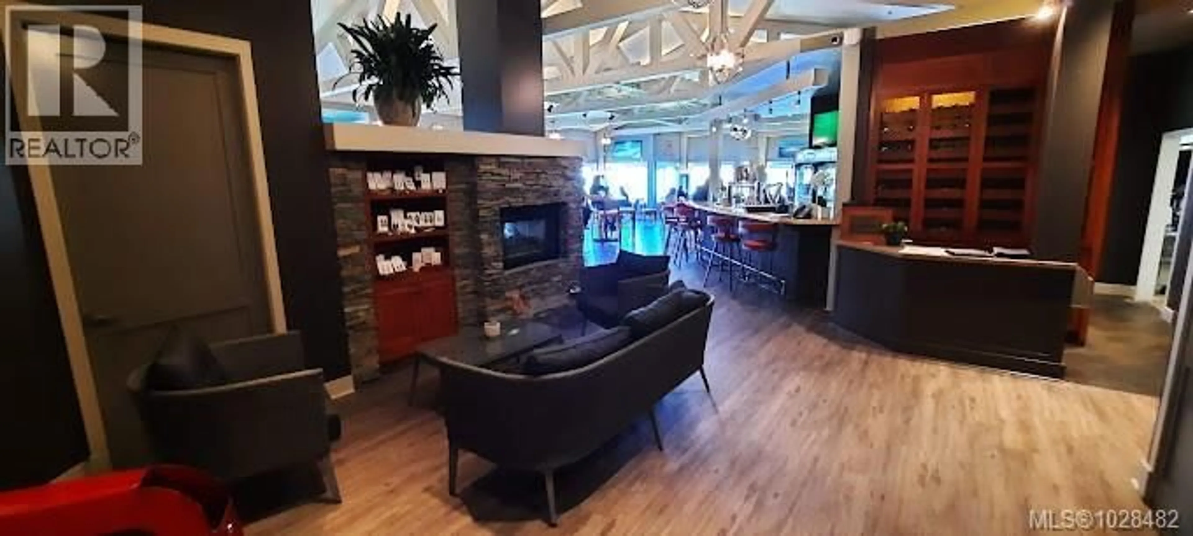 Lobby for 1 - 1600 STROULGER ROAD, Nanoose Bay British Columbia V9P9B7