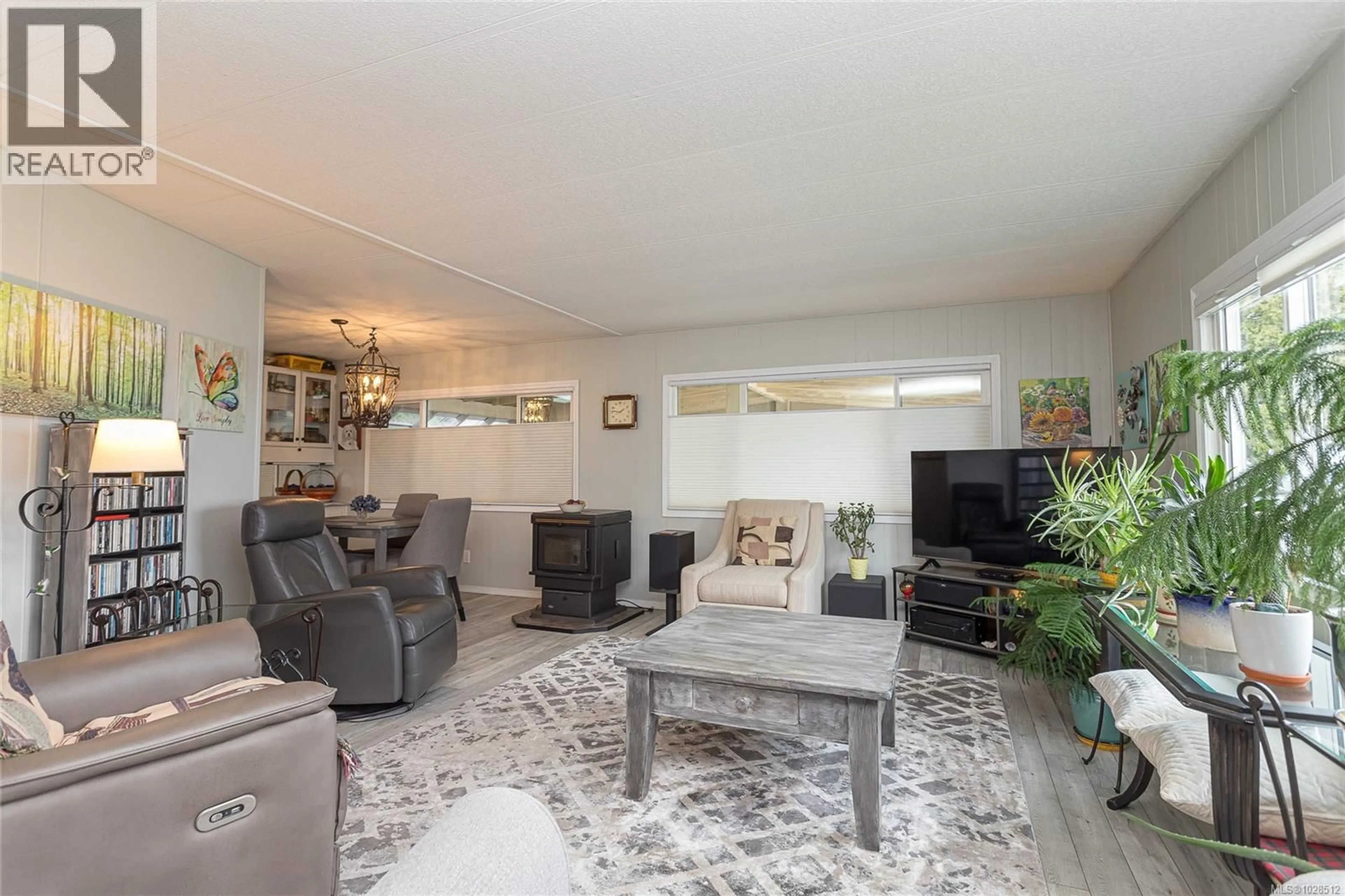 Living room with furniture, unknown for 43B - 1000 CHASE RIVER ROAD, Nanaimo British Columbia V9R6L9