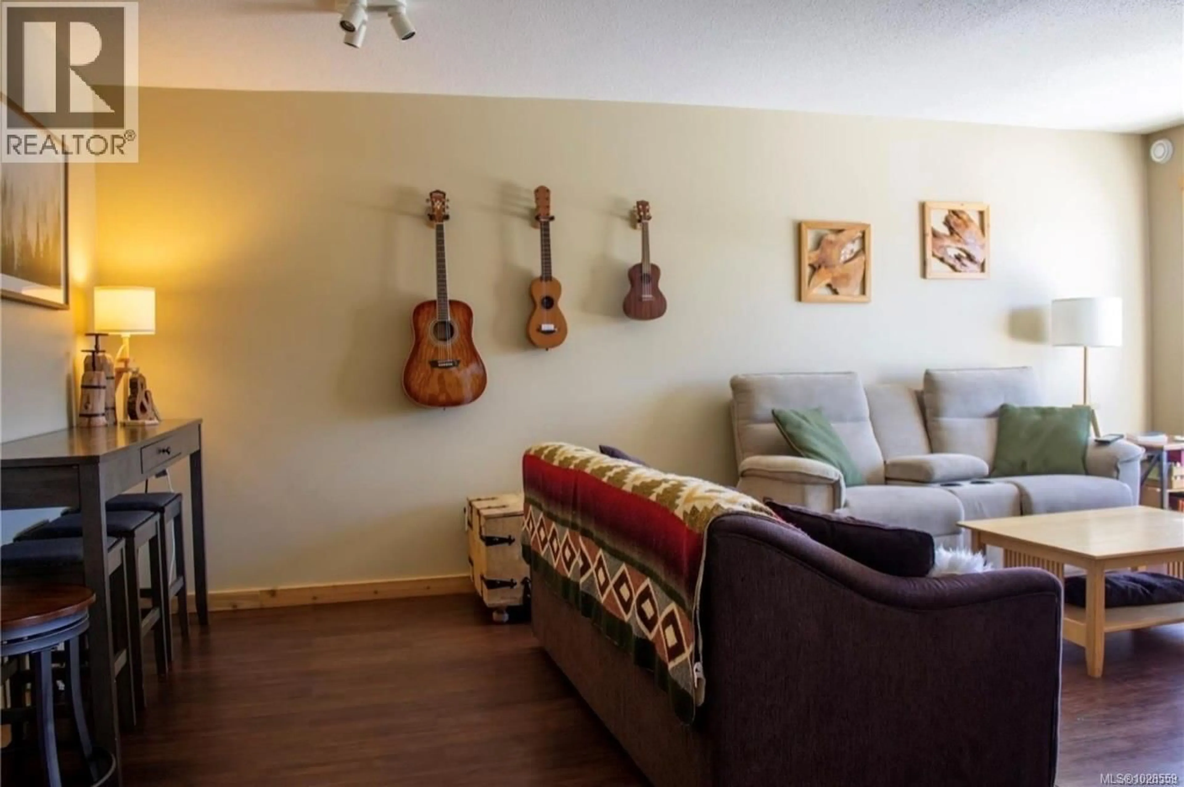 A pic of a room for 106 - 1105 HENRY ROAD, Courtenay British Columbia V9J1L0