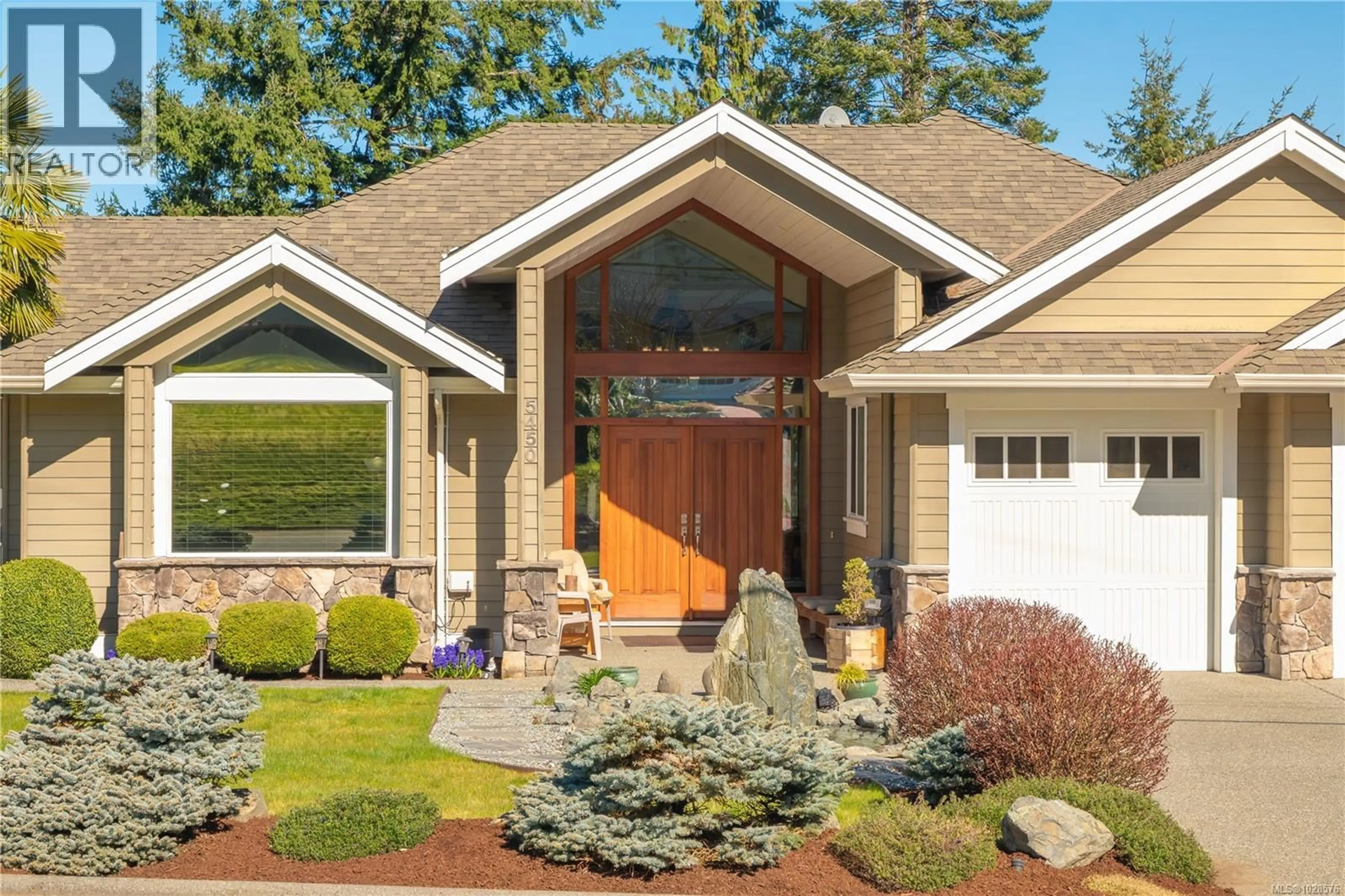 Home with brick exterior material, street for 5450 BAYSHORE DRIVE, Nanaimo British Columbia V9V1G9