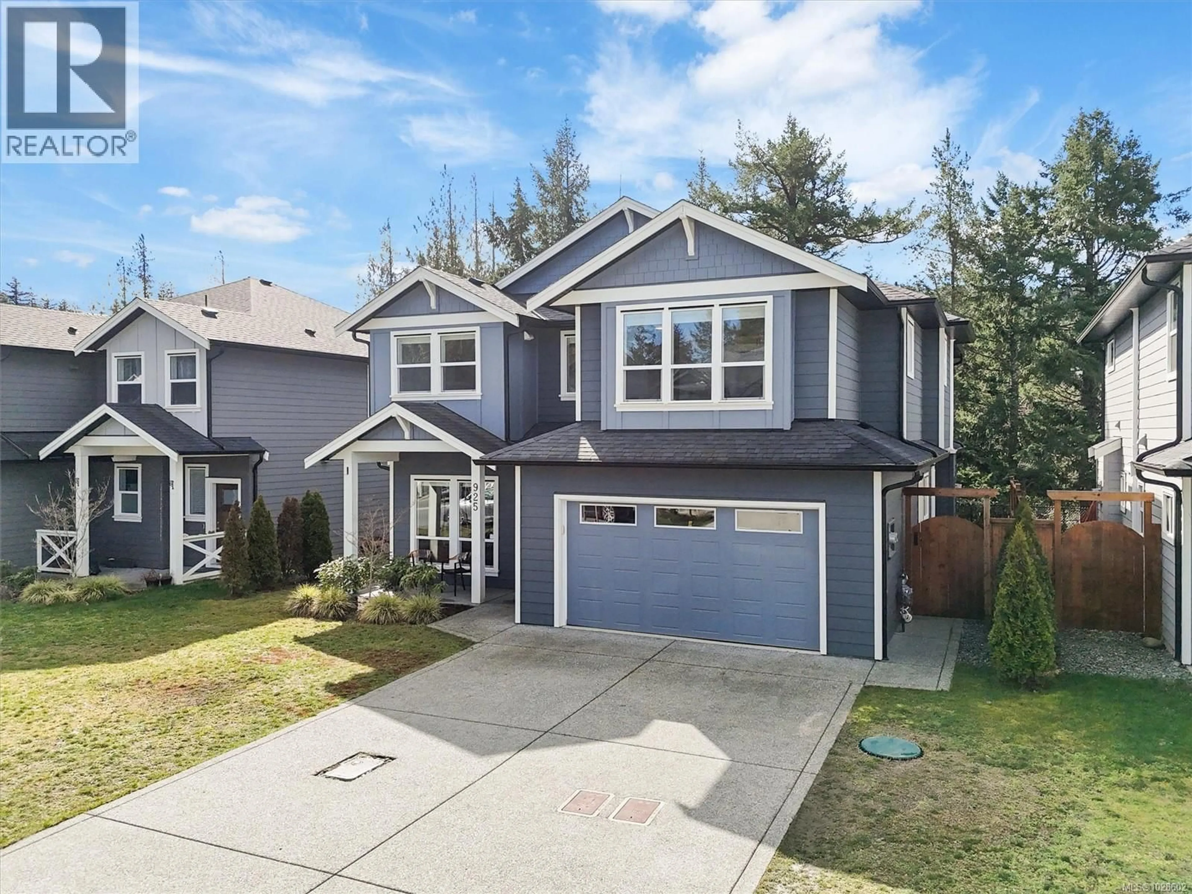 Home with vinyl exterior material, street for 925 BLAKEON PLACE, Langford British Columbia V9C0R3