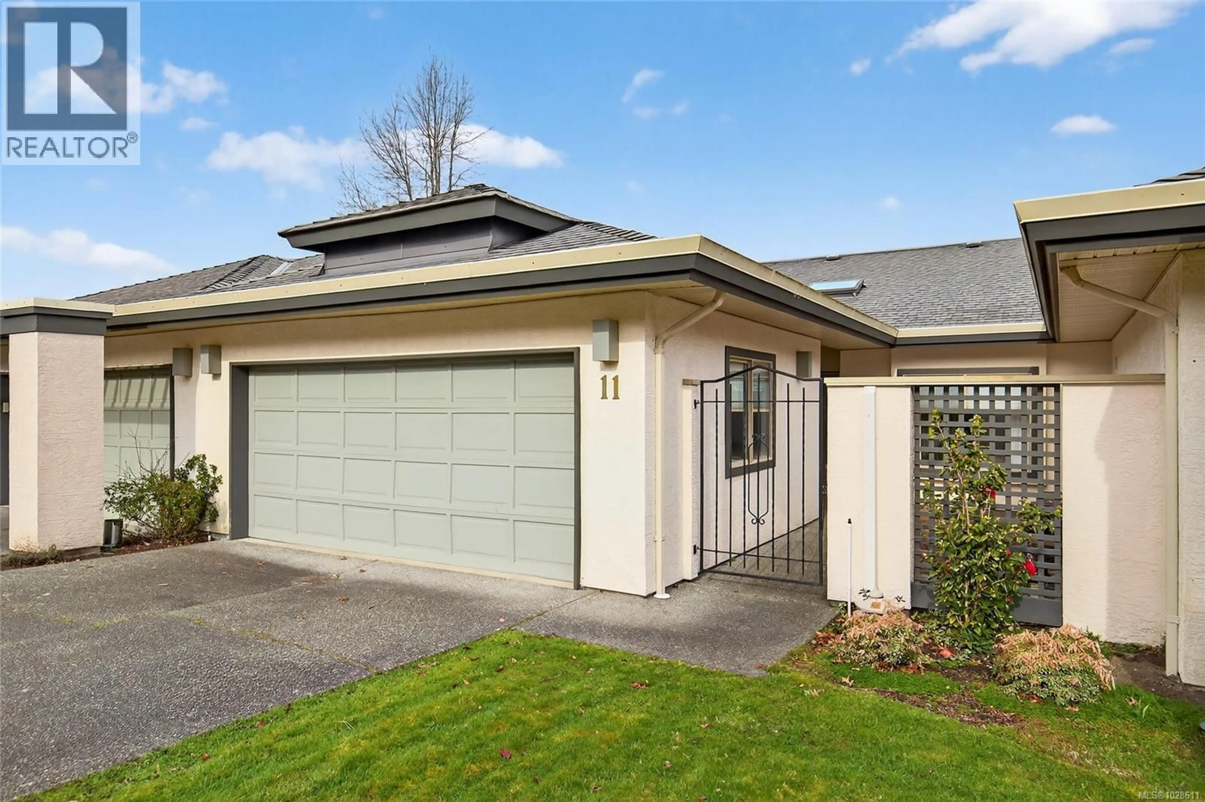 Unknown for 11 - 4360 EMILY CARR DRIVE, Saanich British Columbia V8X4Y4