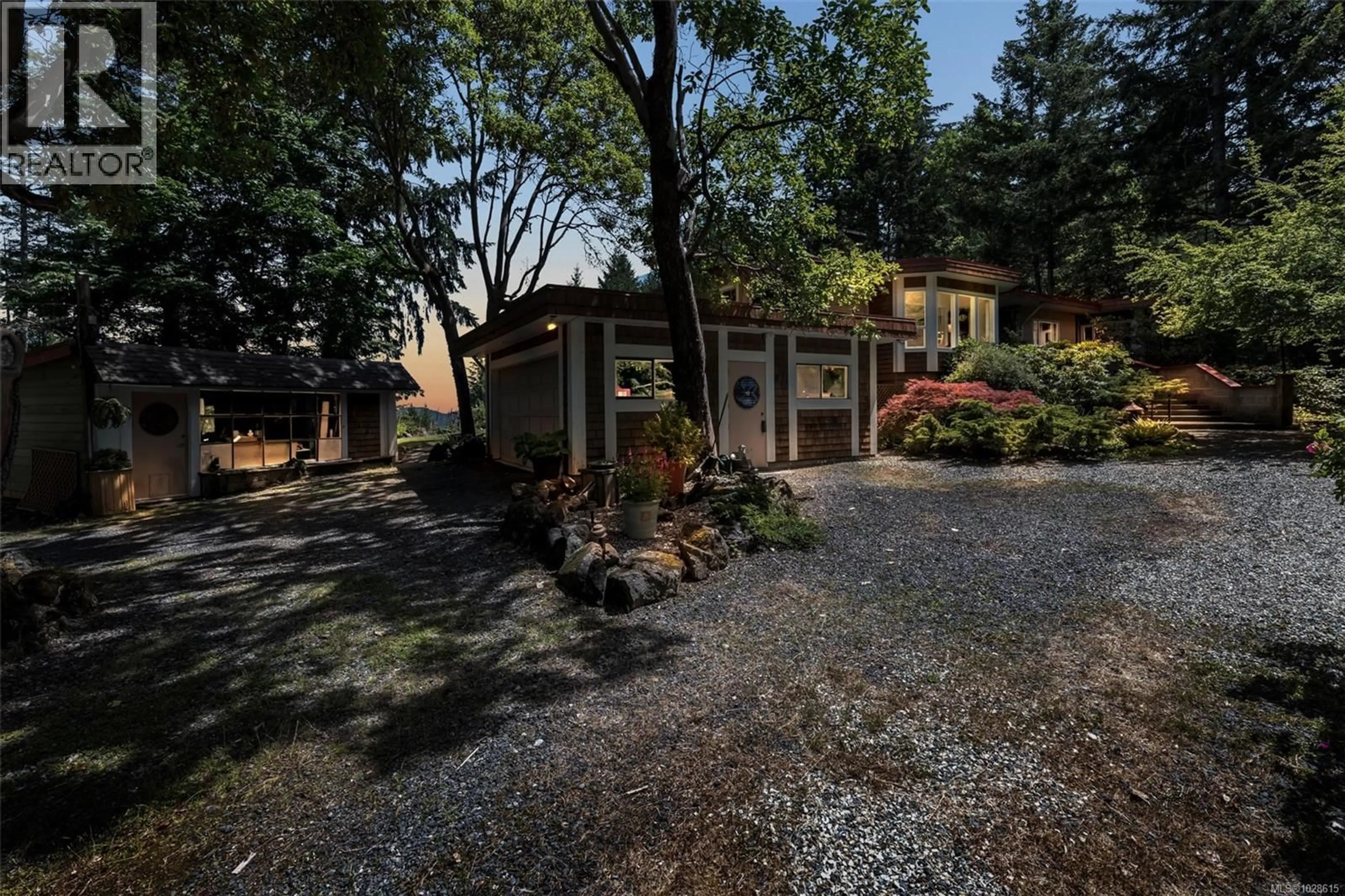 Unknown for 371 MCCURDY DRIVE, Malahat British Columbia V0R2L0