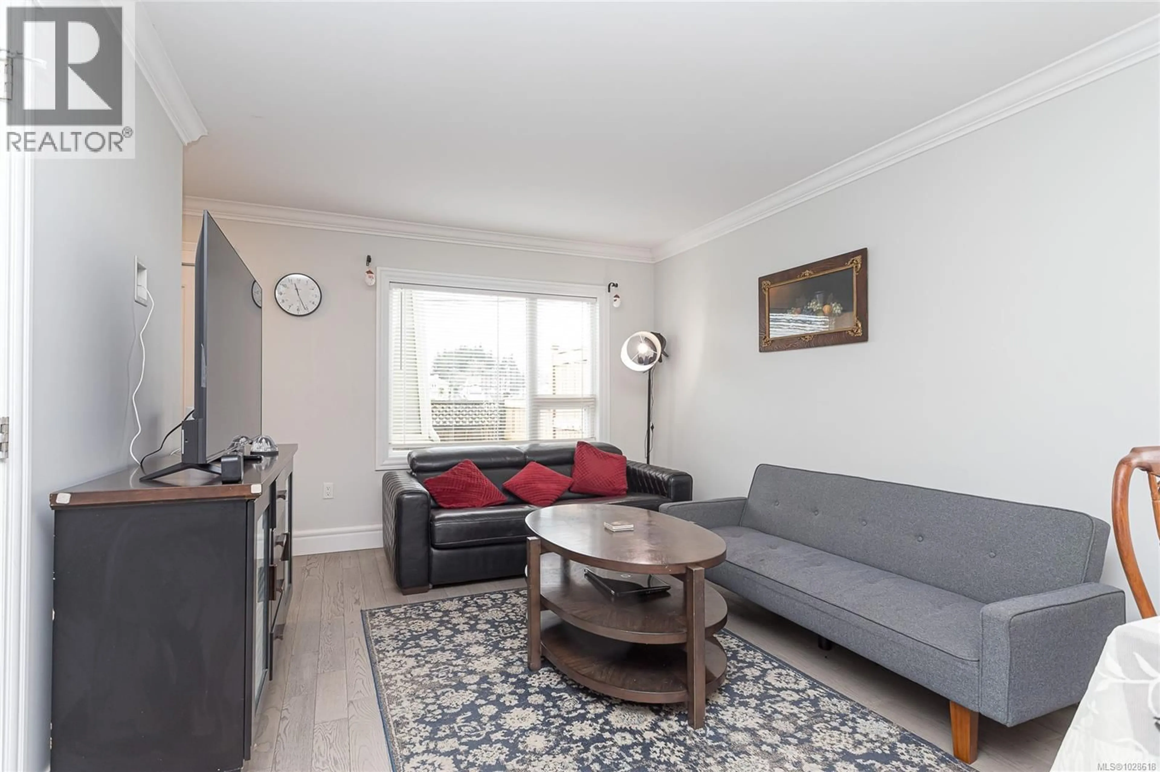 Living room with furniture, unknown for 101 - 3248 SHERMAN ROAD, Duncan British Columbia V9L4B4