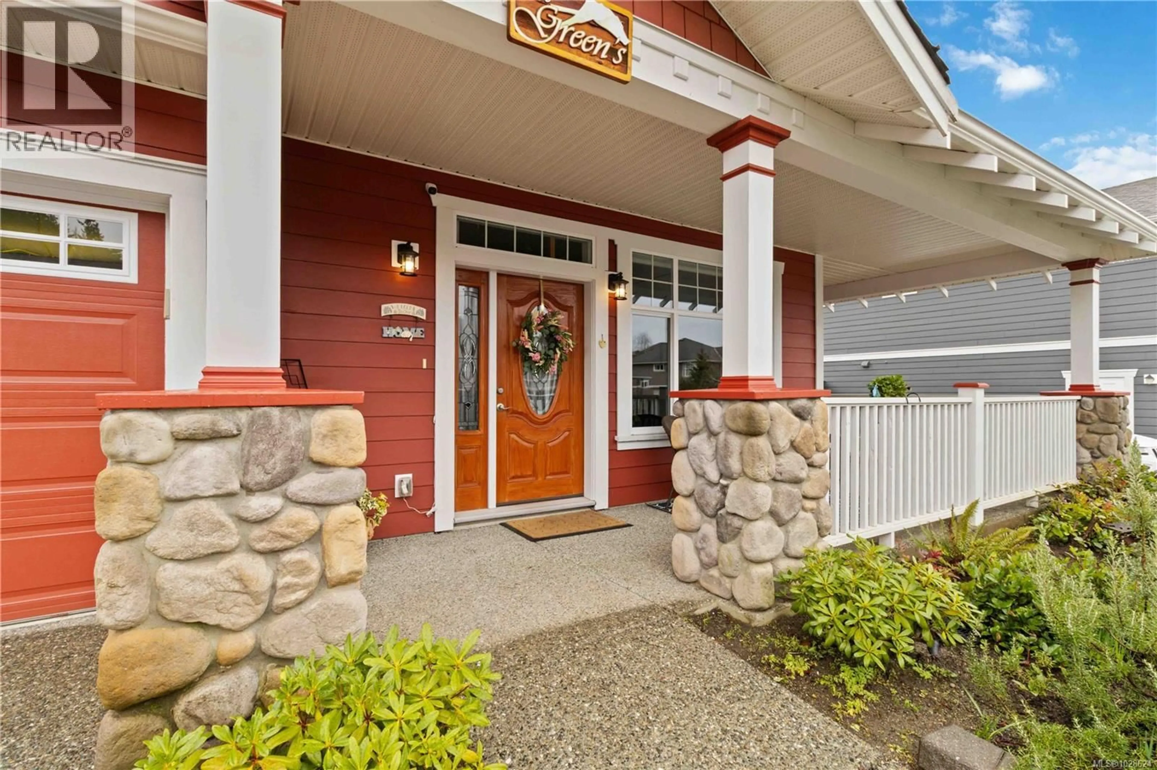 Indoor entryway for 6403 RIVERSTONE DRIVE, Sooke British Columbia V9Z1N4