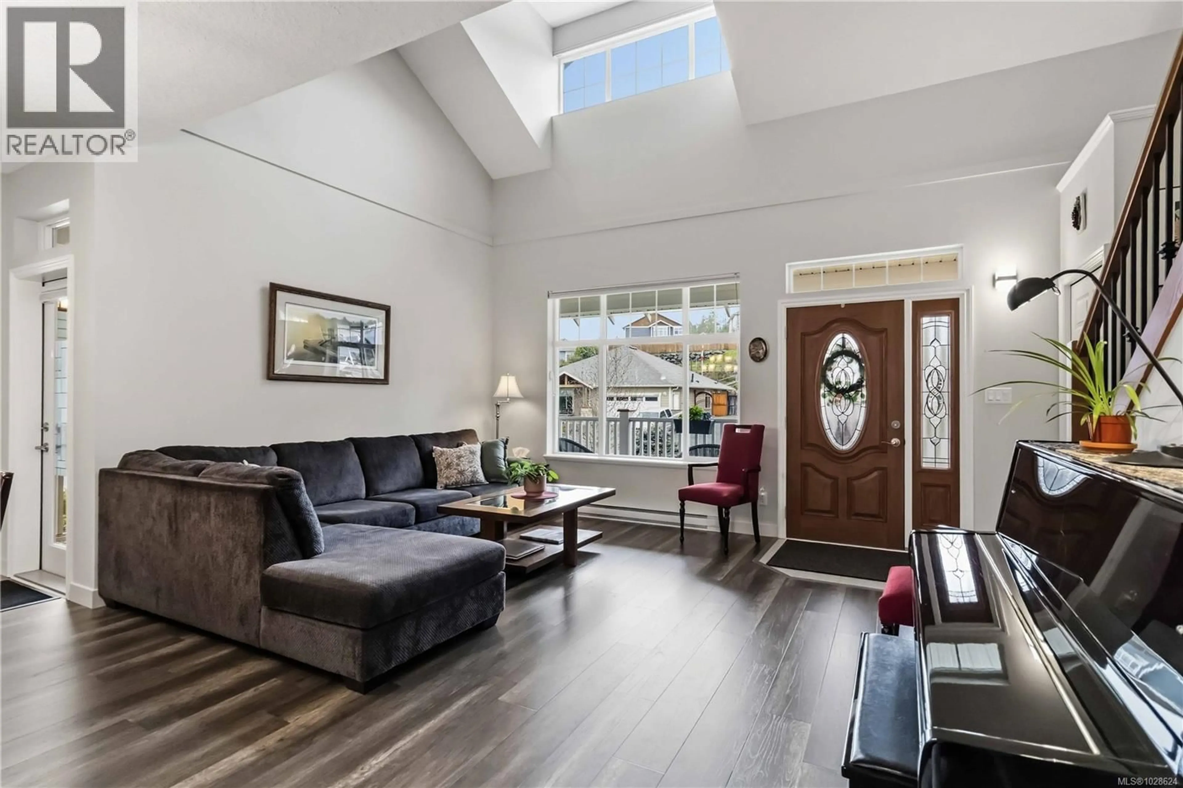 Living room with furniture, unknown for 6403 RIVERSTONE DRIVE, Sooke British Columbia V9Z1N4