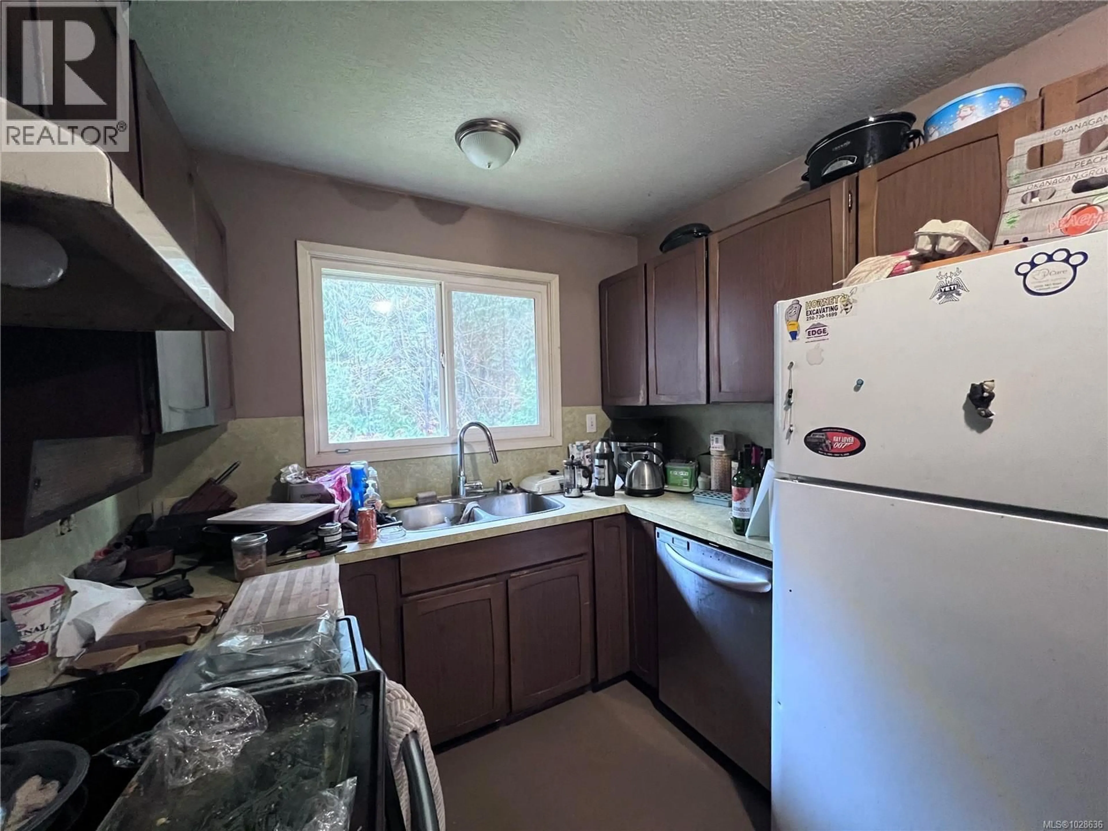 Unknown for 8920 FABER ROAD, Port Alberni British Columbia V9Y9B9