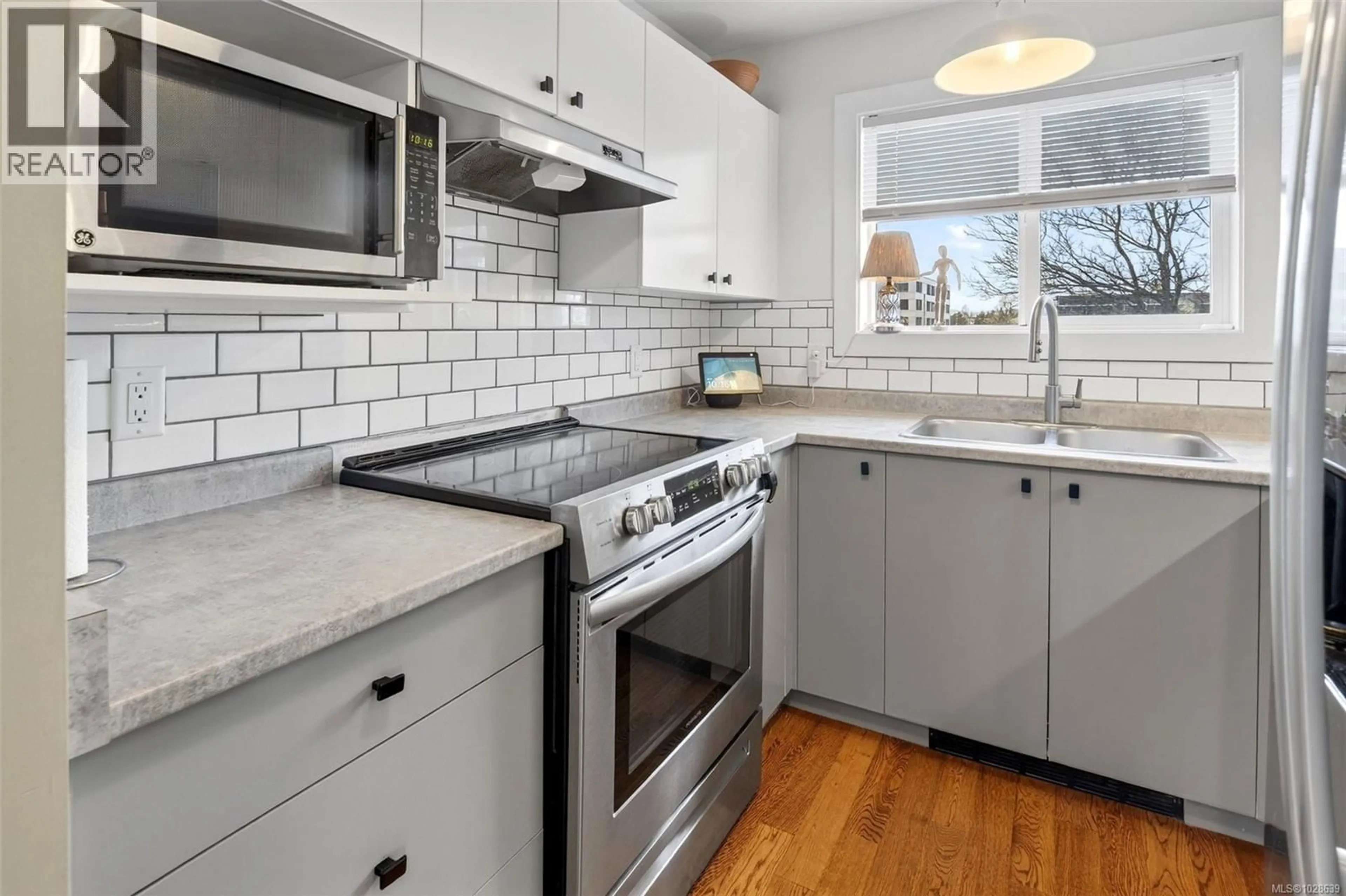 Unknown for 412 - 894 VERNON AVENUE, Saanich British Columbia V8X2W6