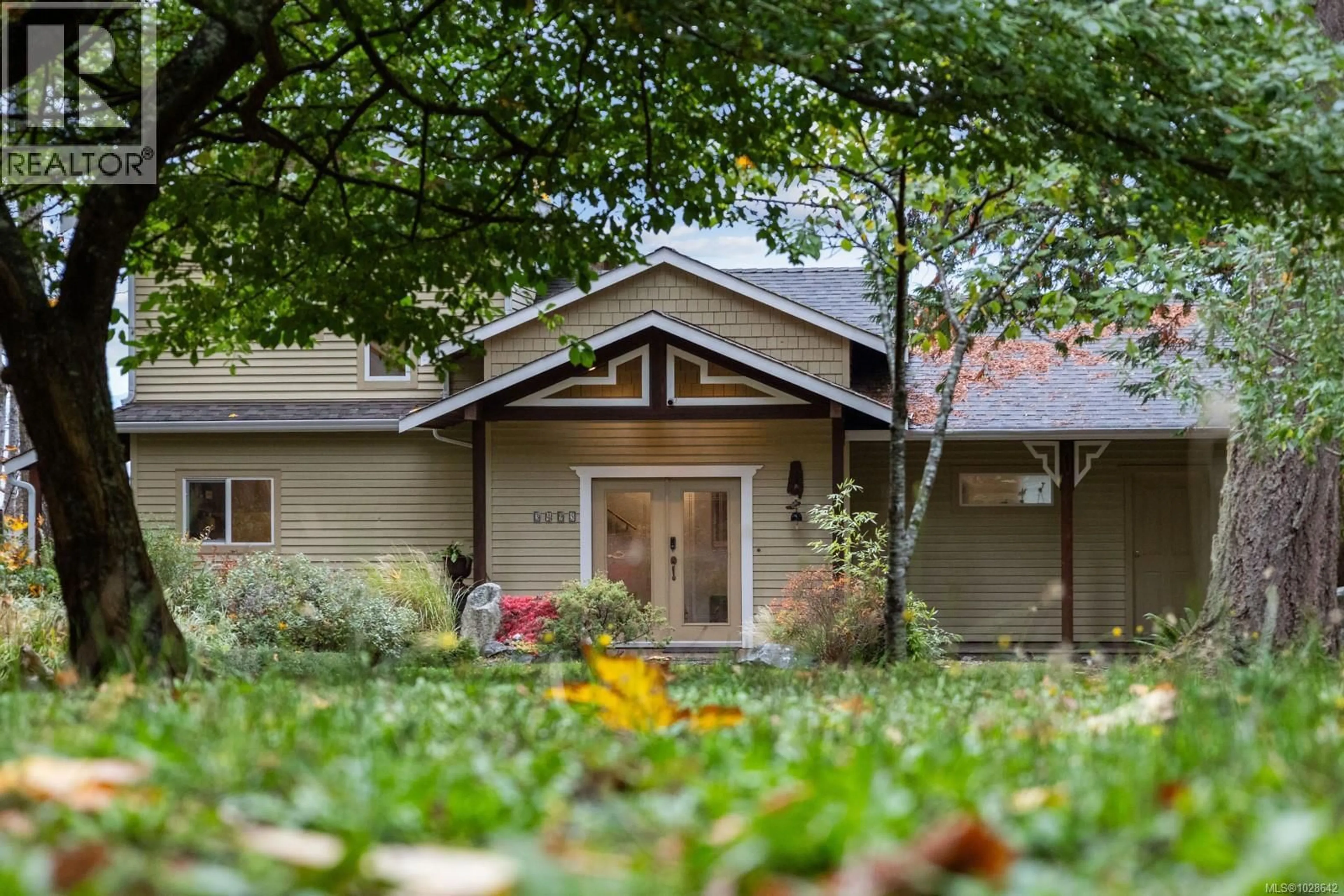 Home with vinyl exterior material, street for 3495 HARWOOD ROAD, Hornby Island British Columbia V0R1Z0
