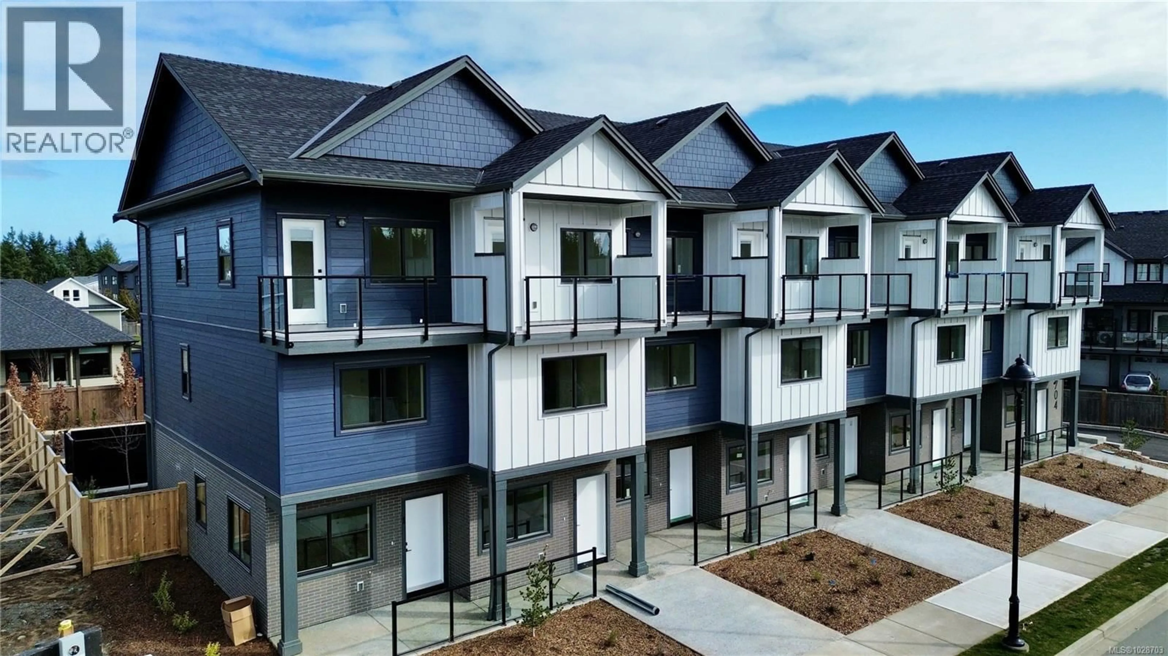 Unknown for 3 - 704 BEAVER CREEK BOULEVARD, Campbell River British Columbia V9H0E9