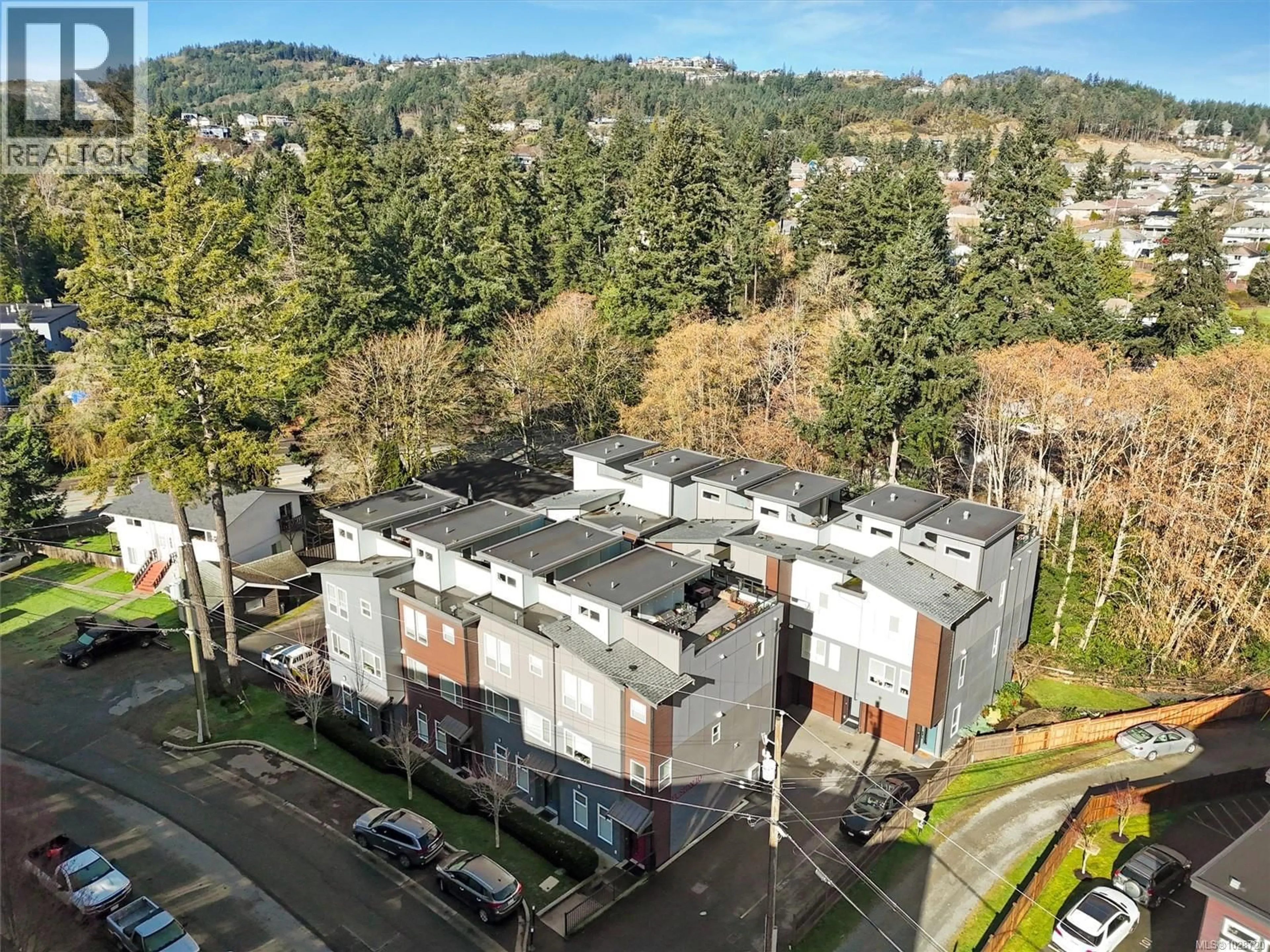 A pic from outside/outdoor area/front of a property/back of a property/a pic from drone, unknown for 103 - 694 HOYLAKE AVENUE, Langford British Columbia V9B3P7