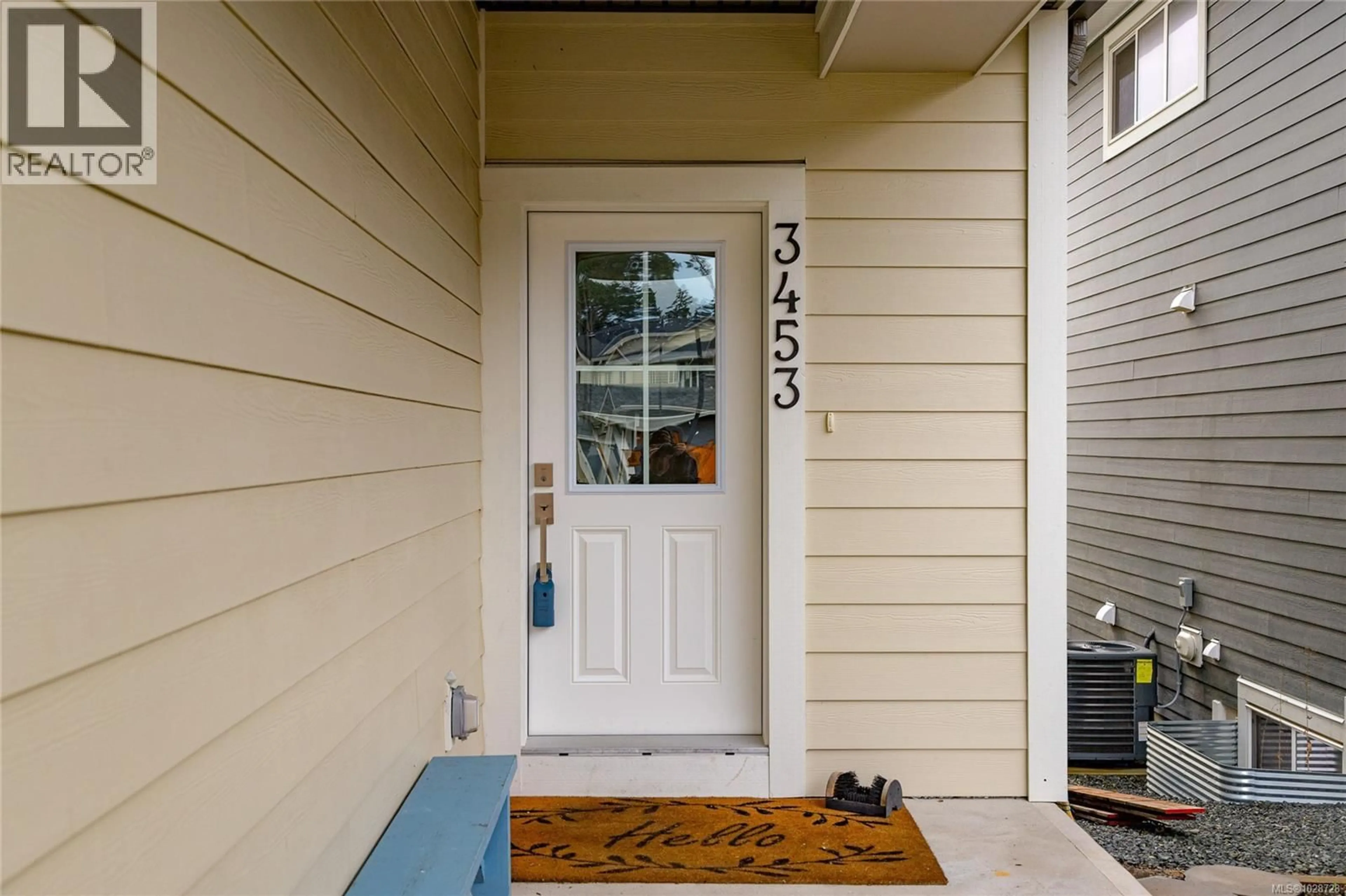 Indoor entryway for 3453 SANDPIPER STREET, Colwood British Columbia V9C0R5