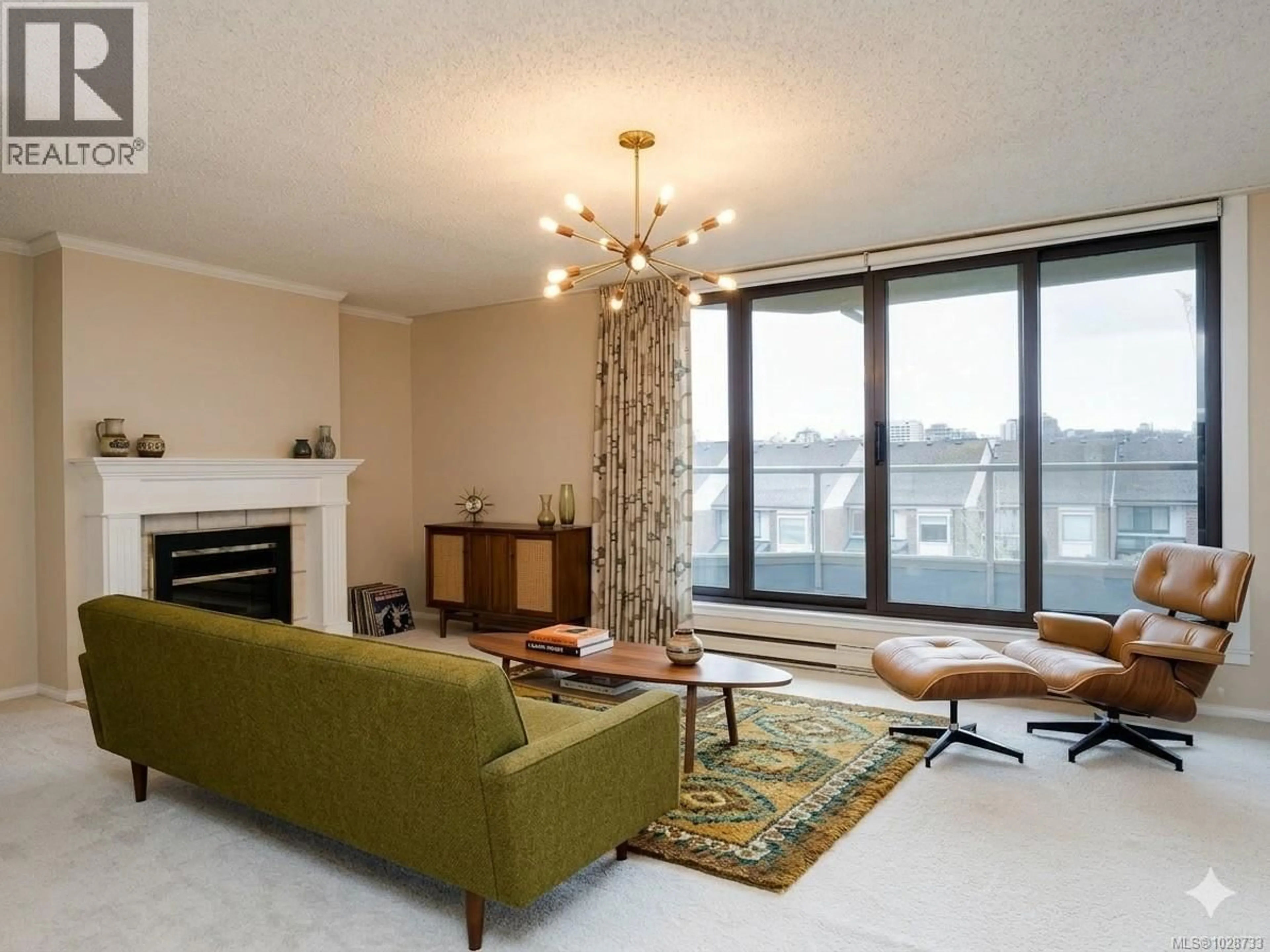 Living room with furniture, unknown for 305 - 225 BELLEVILLE STREET, Victoria British Columbia V8V4T9