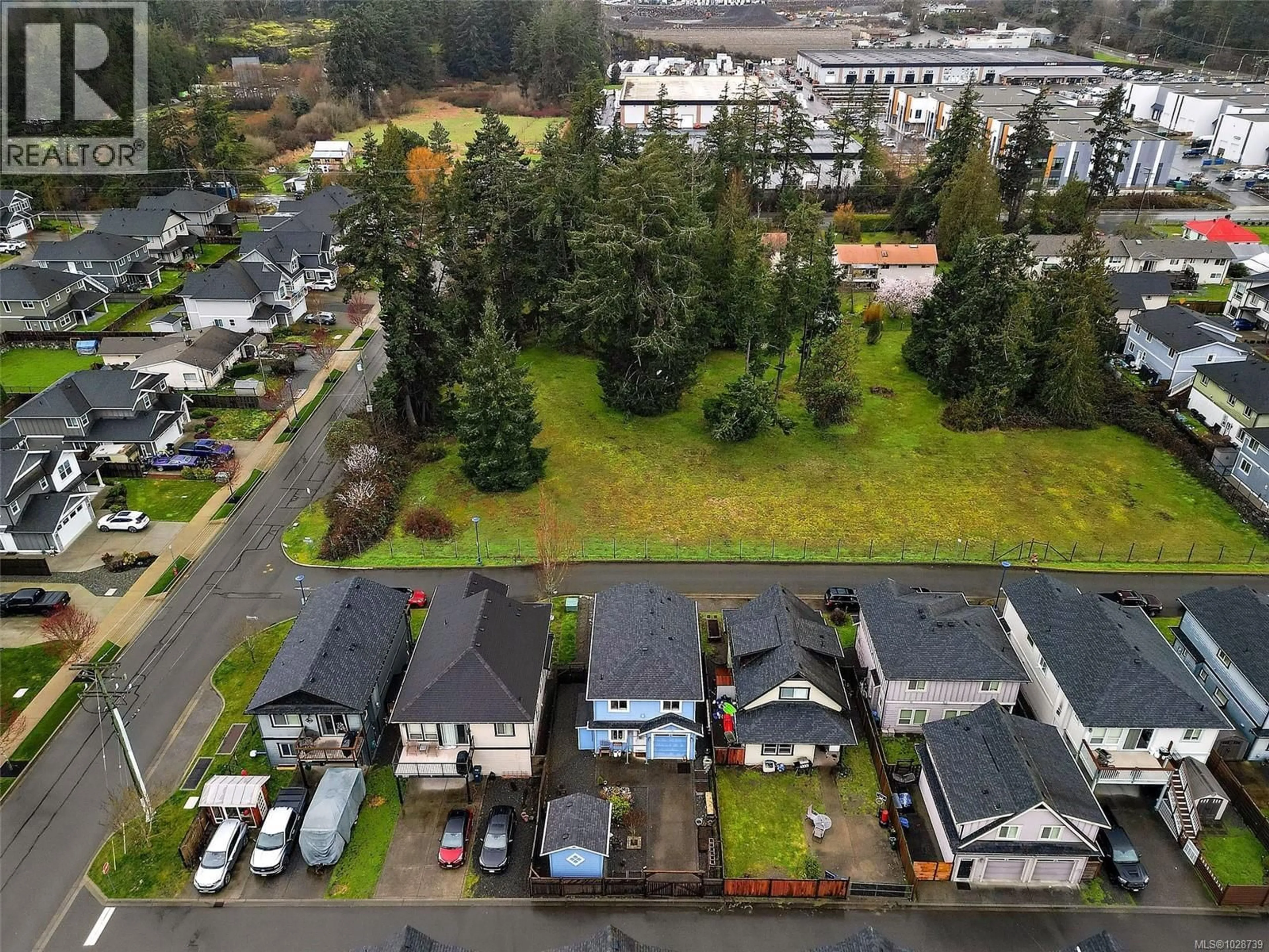 A pic from outside/outdoor area/front of a property/back of a property/a pic from drone, street for 3389 PIPER ROAD, Langford British Columbia V9C0G9