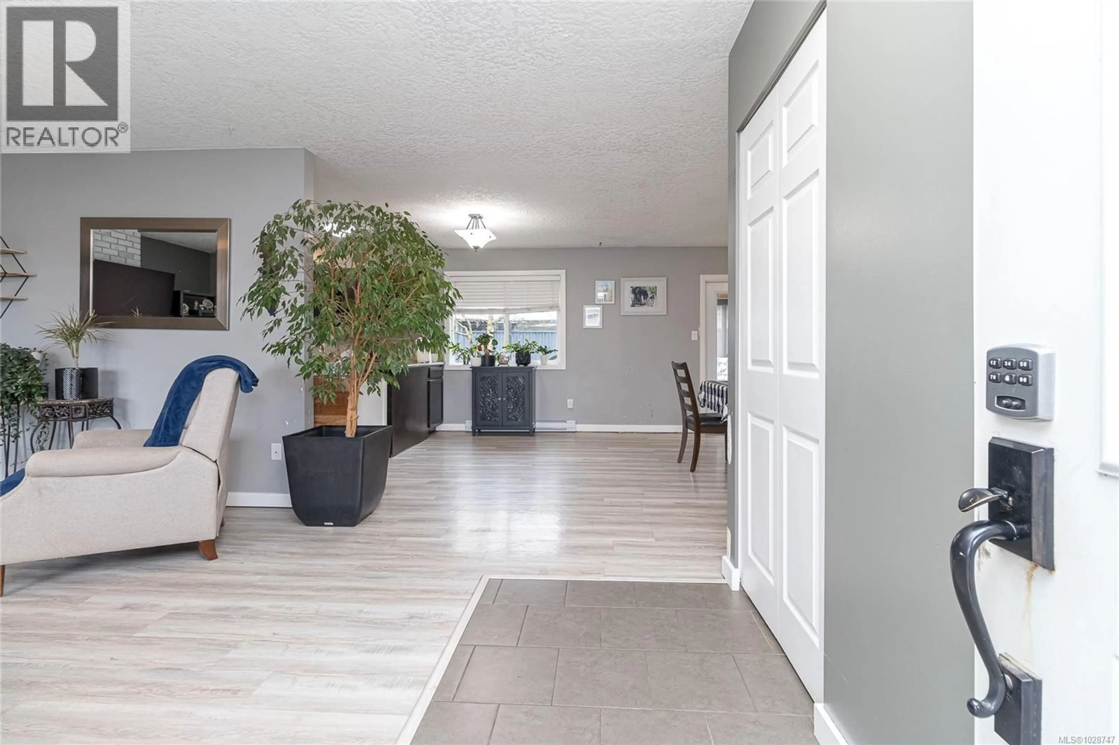 Indoor entryway for 2894 MAURICE LANE, Langford British Columbia V9B5L5