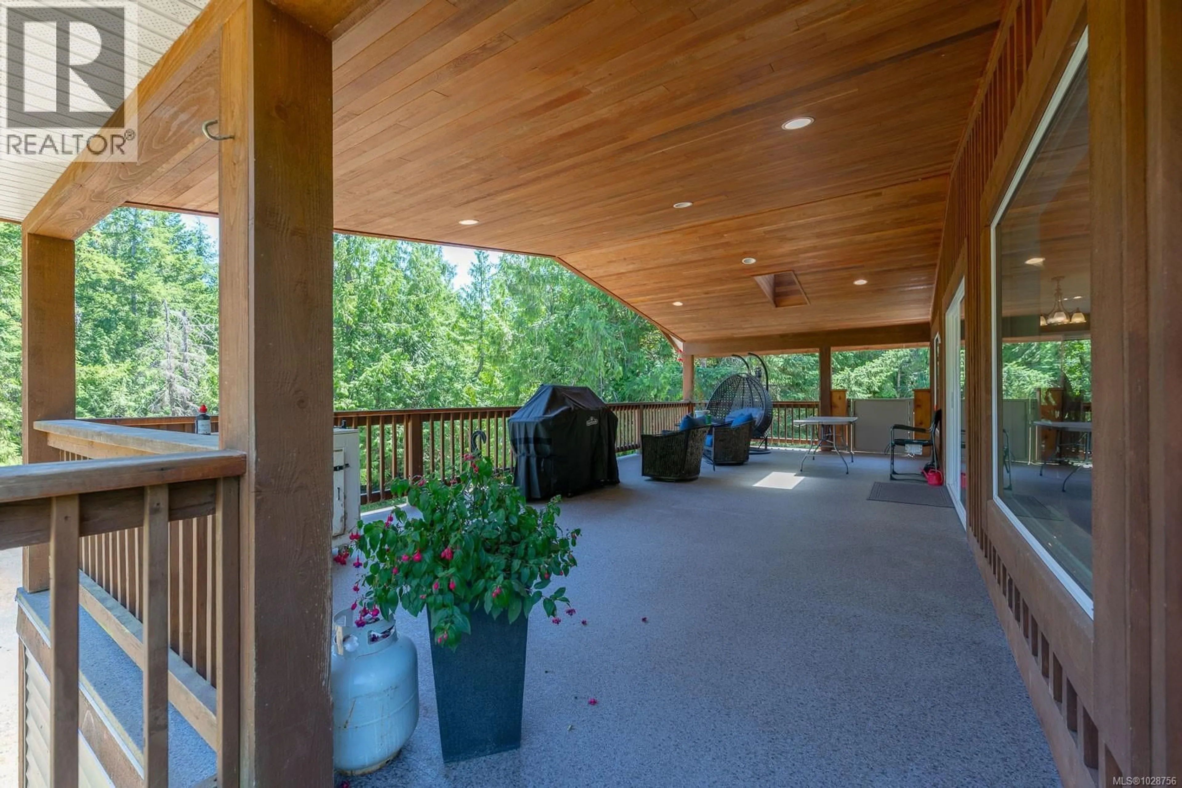 Patio, unknown for 1890 PIERCE WAY, Qualicum Beach British Columbia V9K2V1