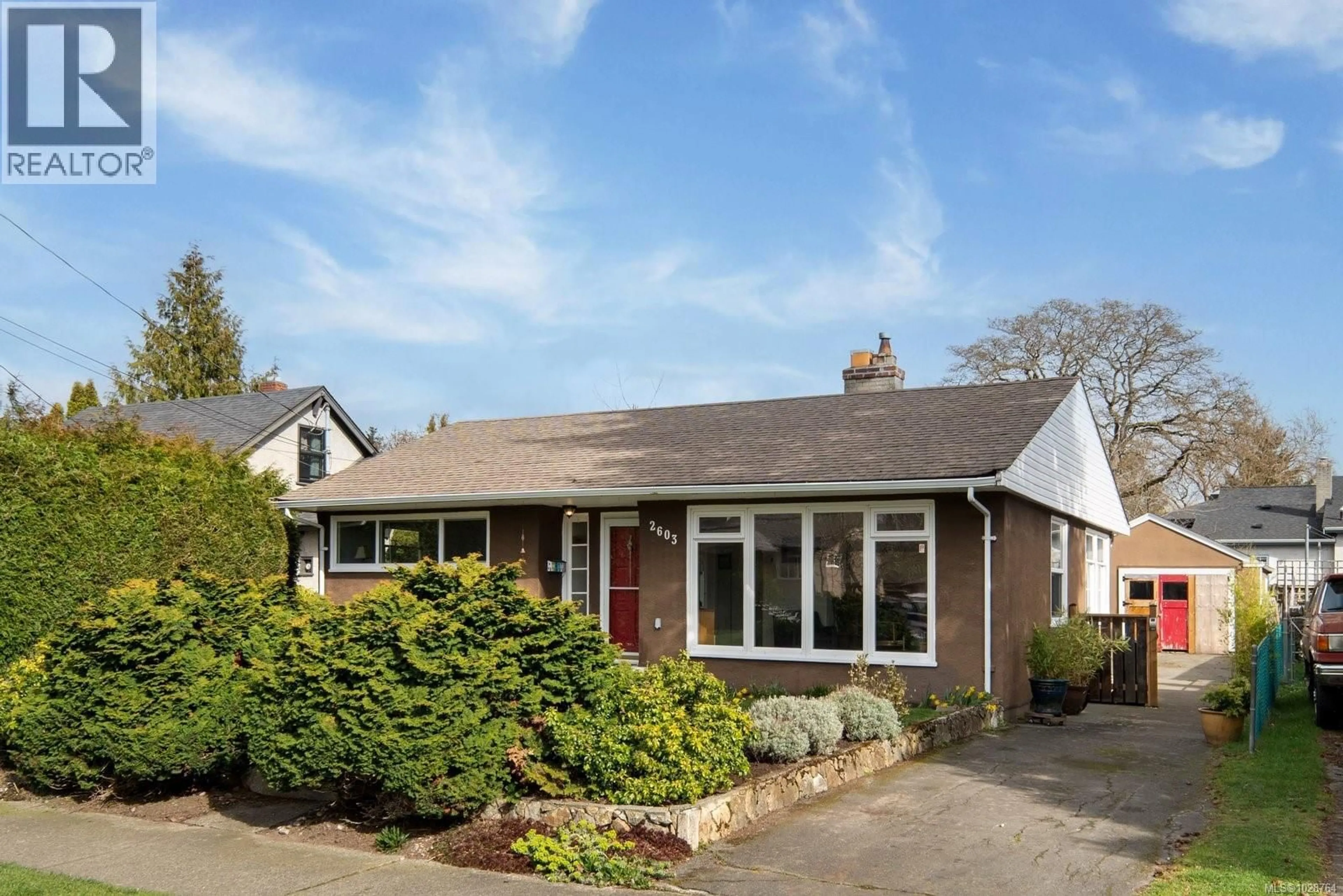 Home with brick exterior material, street for 2603 SCOTT STREET, Victoria British Columbia V8R4J1