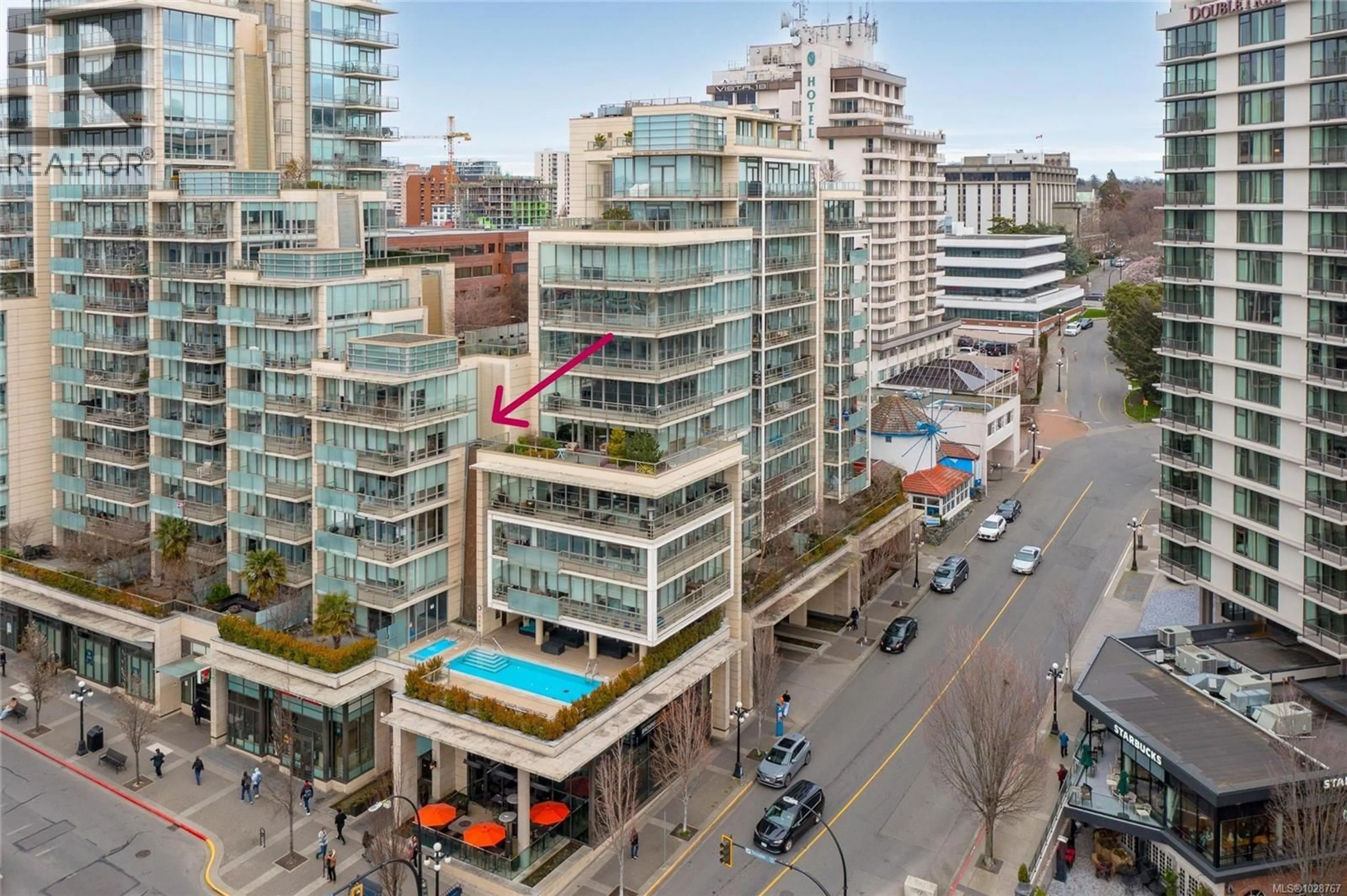 A pic from outside/outdoor area/front of a property/back of a property/a pic from drone, city buildings view from balcony for 707 - 708 BURDETT AVENUE, Victoria British Columbia V8W0A8