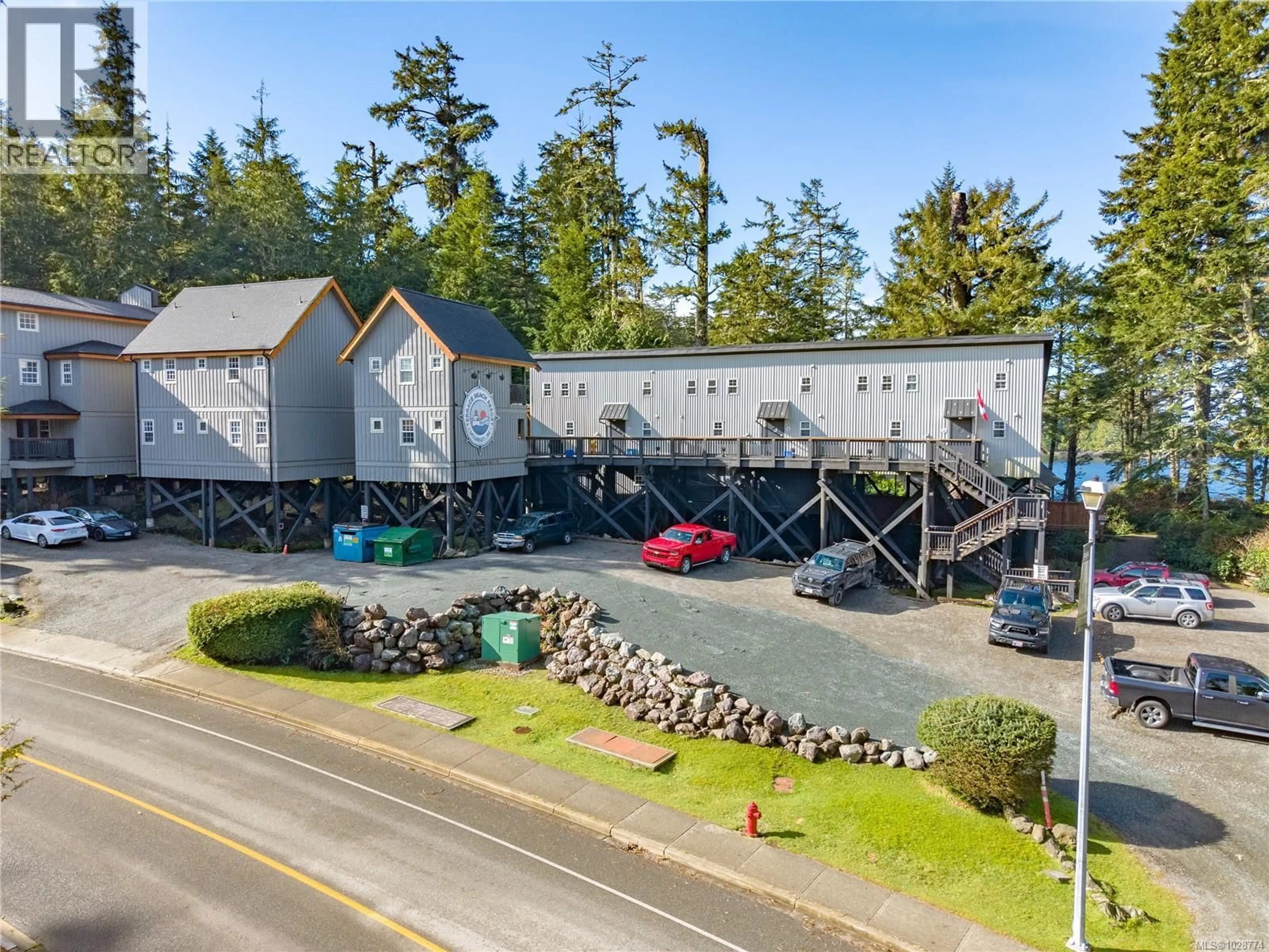 A pic from outside/outdoor area/front of a property/back of a property/a pic from drone, unknown for 3 - 1002 PENINSULA ROAD, Ucluelet British Columbia V0R3A0