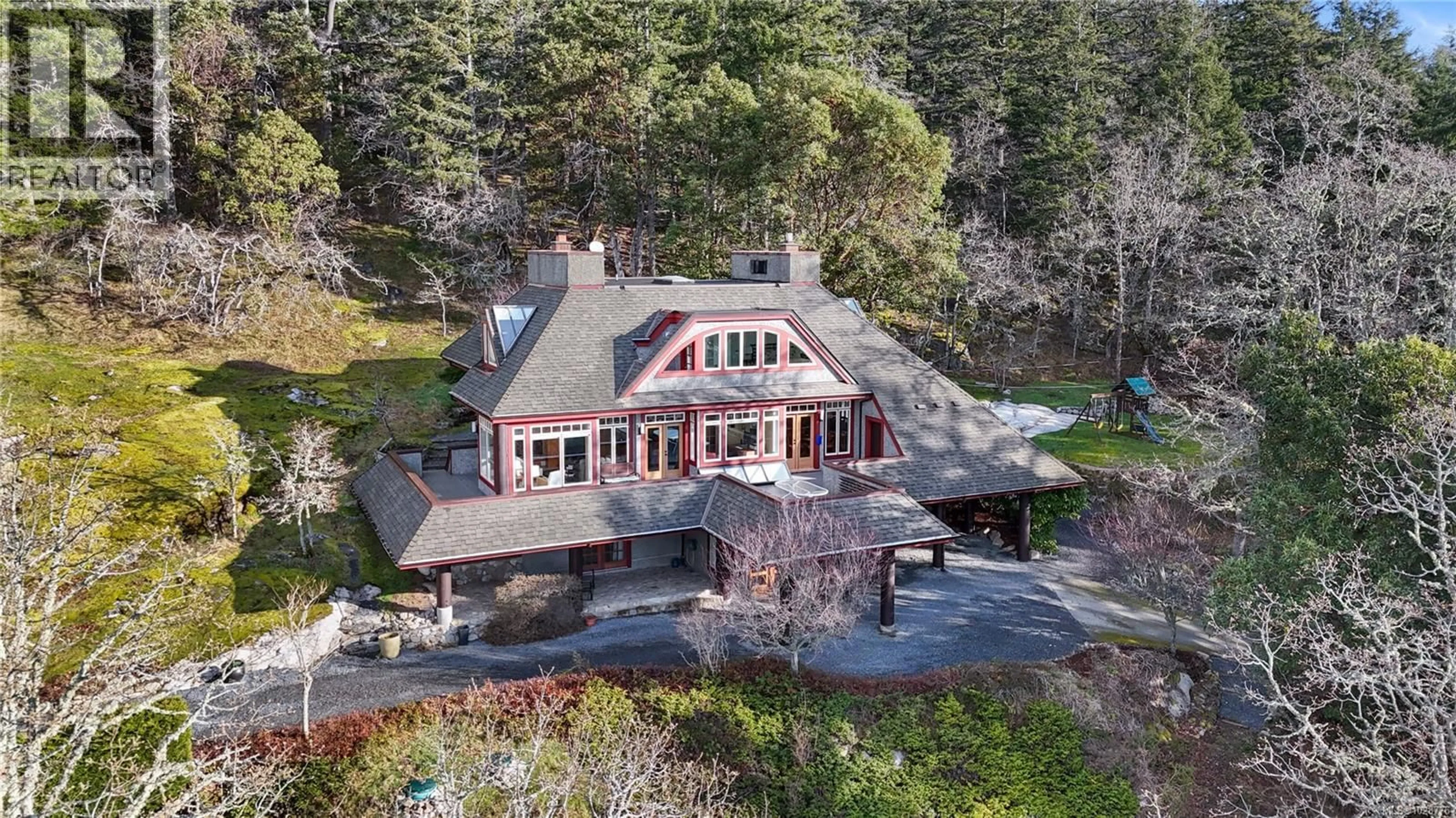 A pic from outside/outdoor area/front of a property/back of a property/a pic from drone, unknown for 8242 THOMSON PLACE, Central Saanich British Columbia V8M1S1