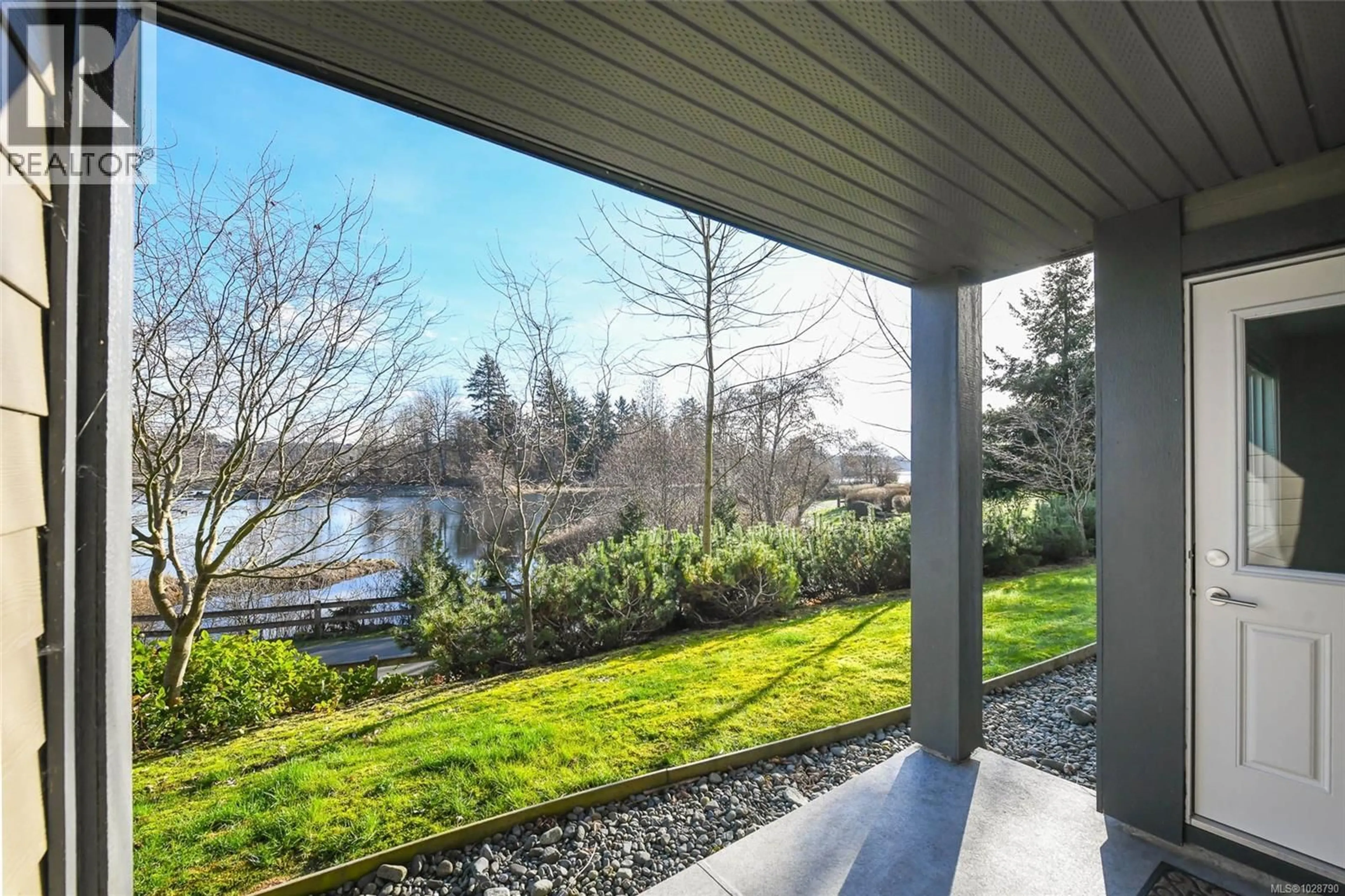 Patio, water/lake/river/ocean view for 110 - 1944 RIVERSIDE LANE, Courtenay British Columbia V9N0E5