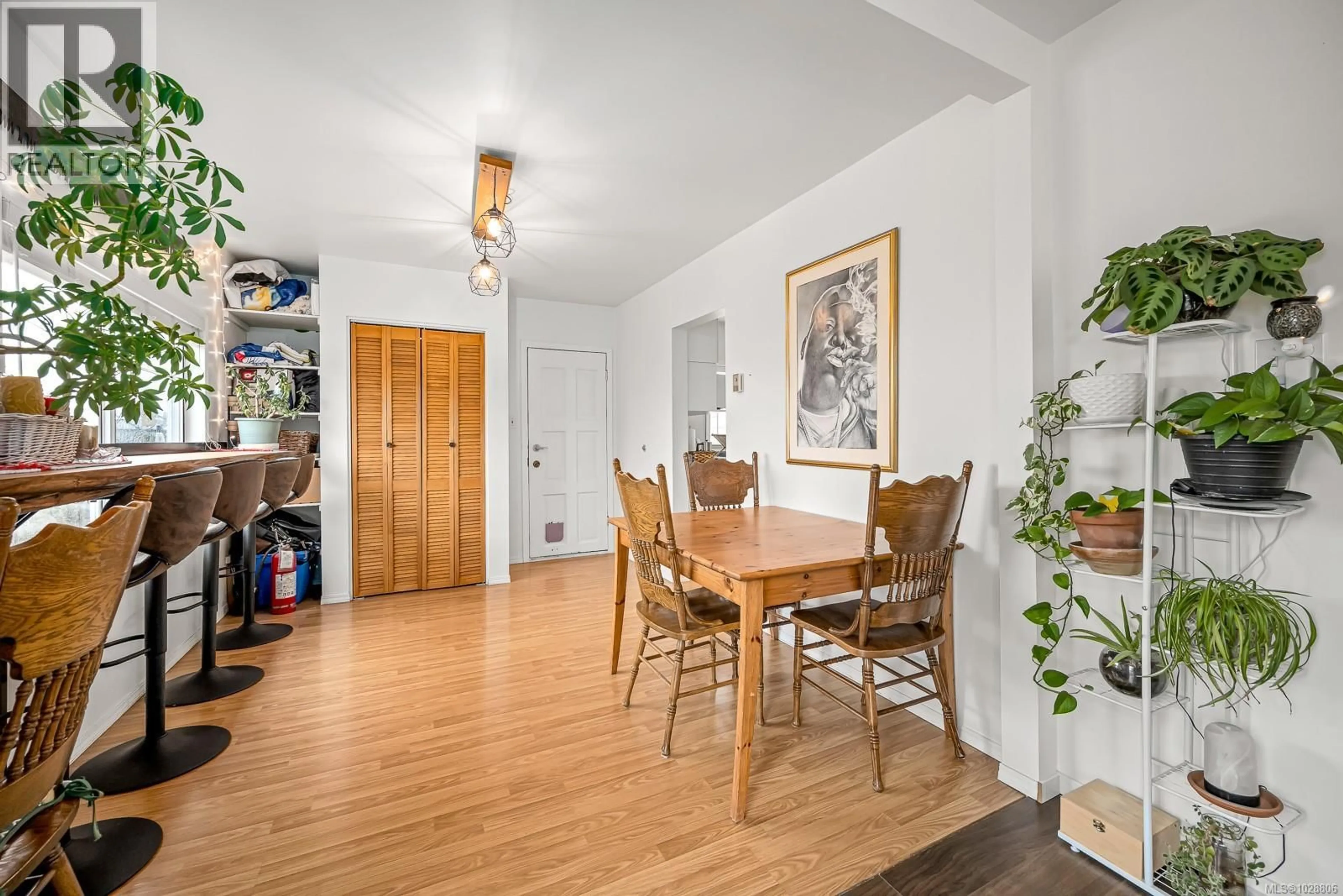 Unknown for 545 THULIN STREET, Campbell River British Columbia V9W2L2