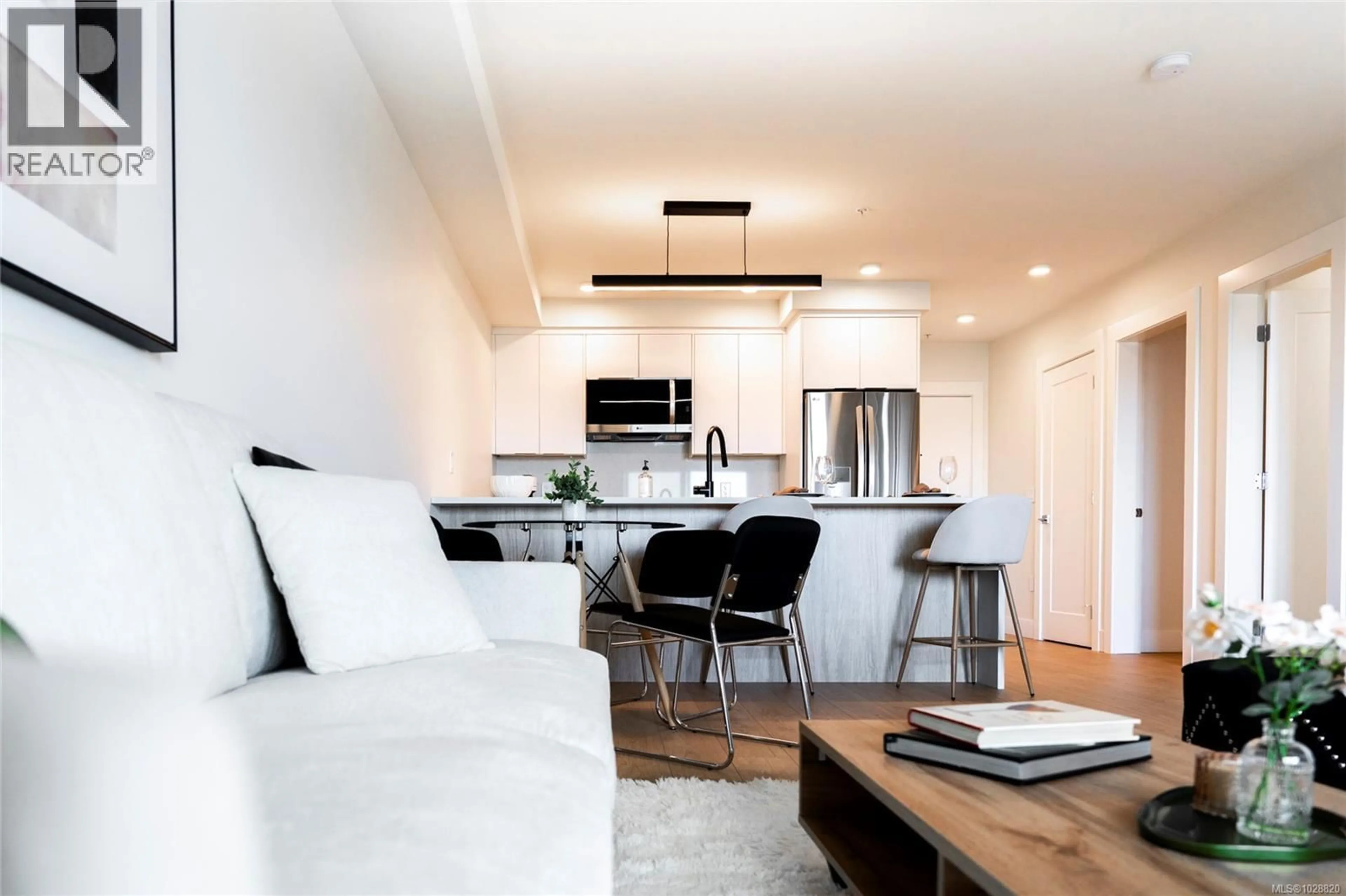 Open concept kitchen, unknown for 304 - 45 HALIBURTON STREET, Nanaimo British Columbia V9R4V6