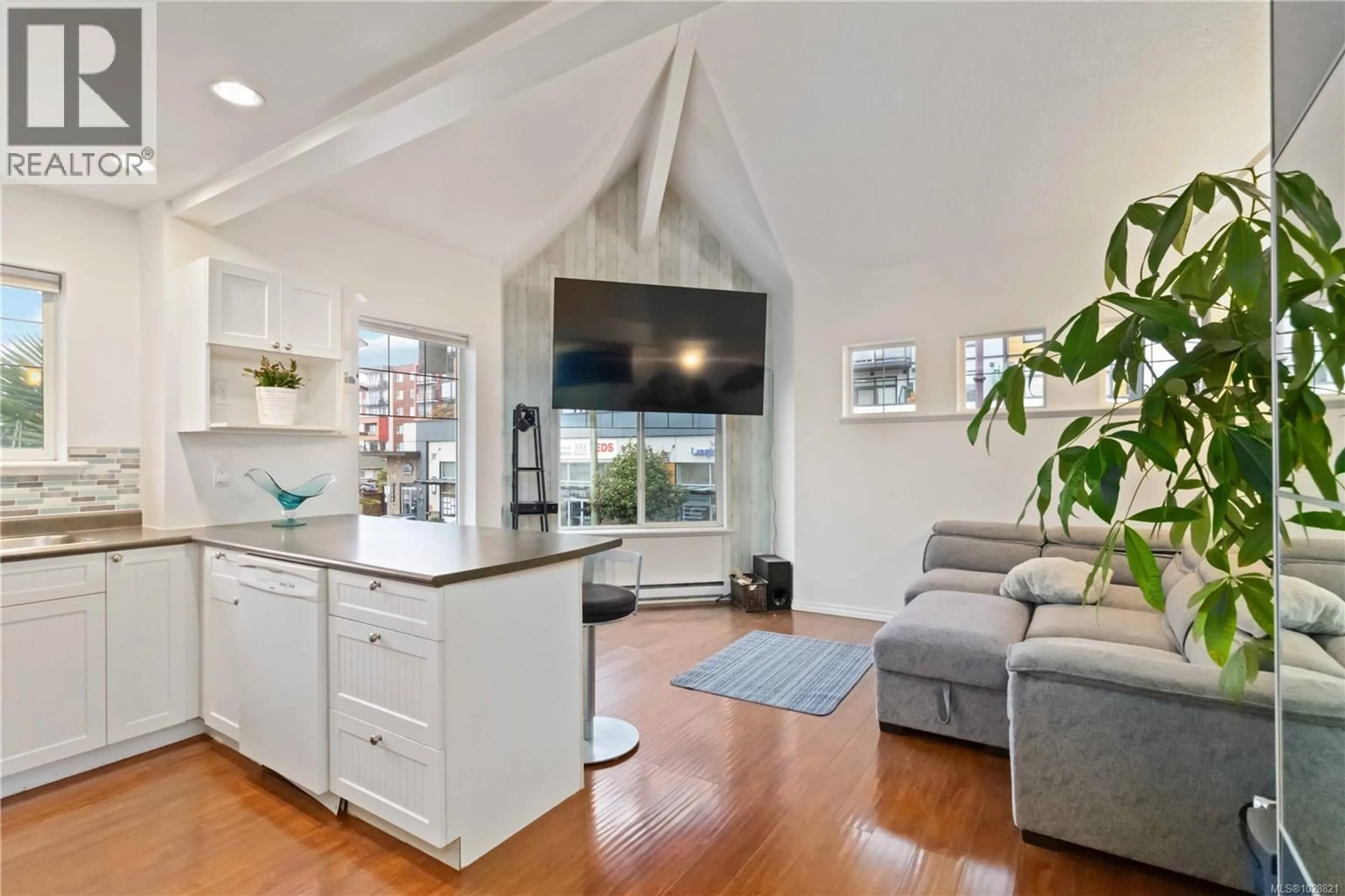 Open concept kitchen, unknown for 211 - 2849 PEATT ROAD, Langford British Columbia V9B3V5