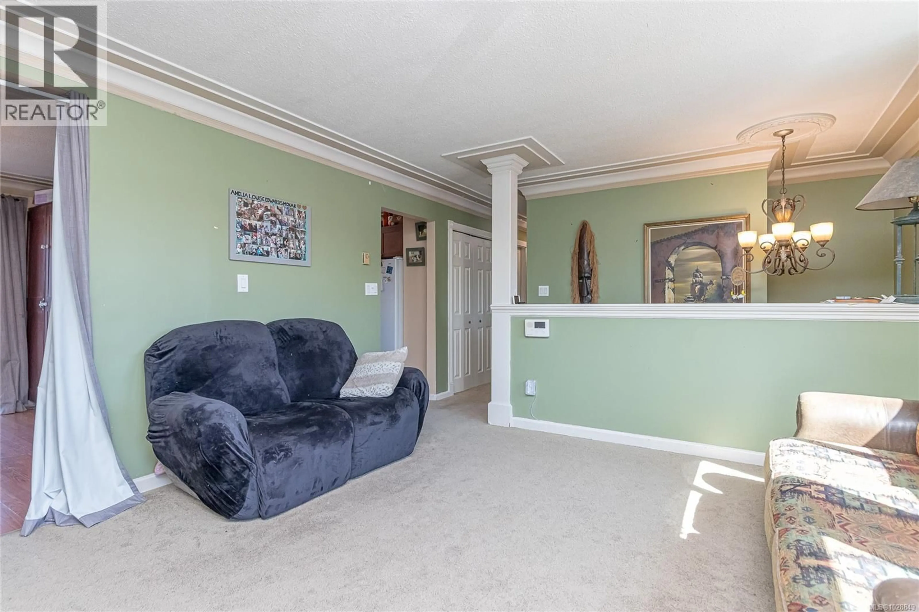 Living room with furniture, unknown for 435 WATFIELD AVENUE, Nanaimo British Columbia V9R3P6